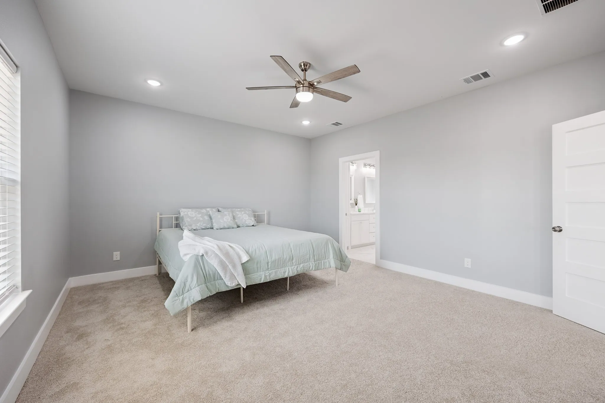 Single Family Residence For Sale in Hopkins County , 285 County Road 1120, Cumby, Texas 75433, 3 Bedroom, 2 Bathroom, 4 Garage spaces, 2,100 Sqft, built in 2026, mls#21354423, Real Estate Agent in Cumby, Homes For Sale in Hopkins county, Homes For Sale in Cumby, Realtor in Cumby Texas, Real Estate Brokerage Independent Realty Texas, Luminita Cordes Realtor