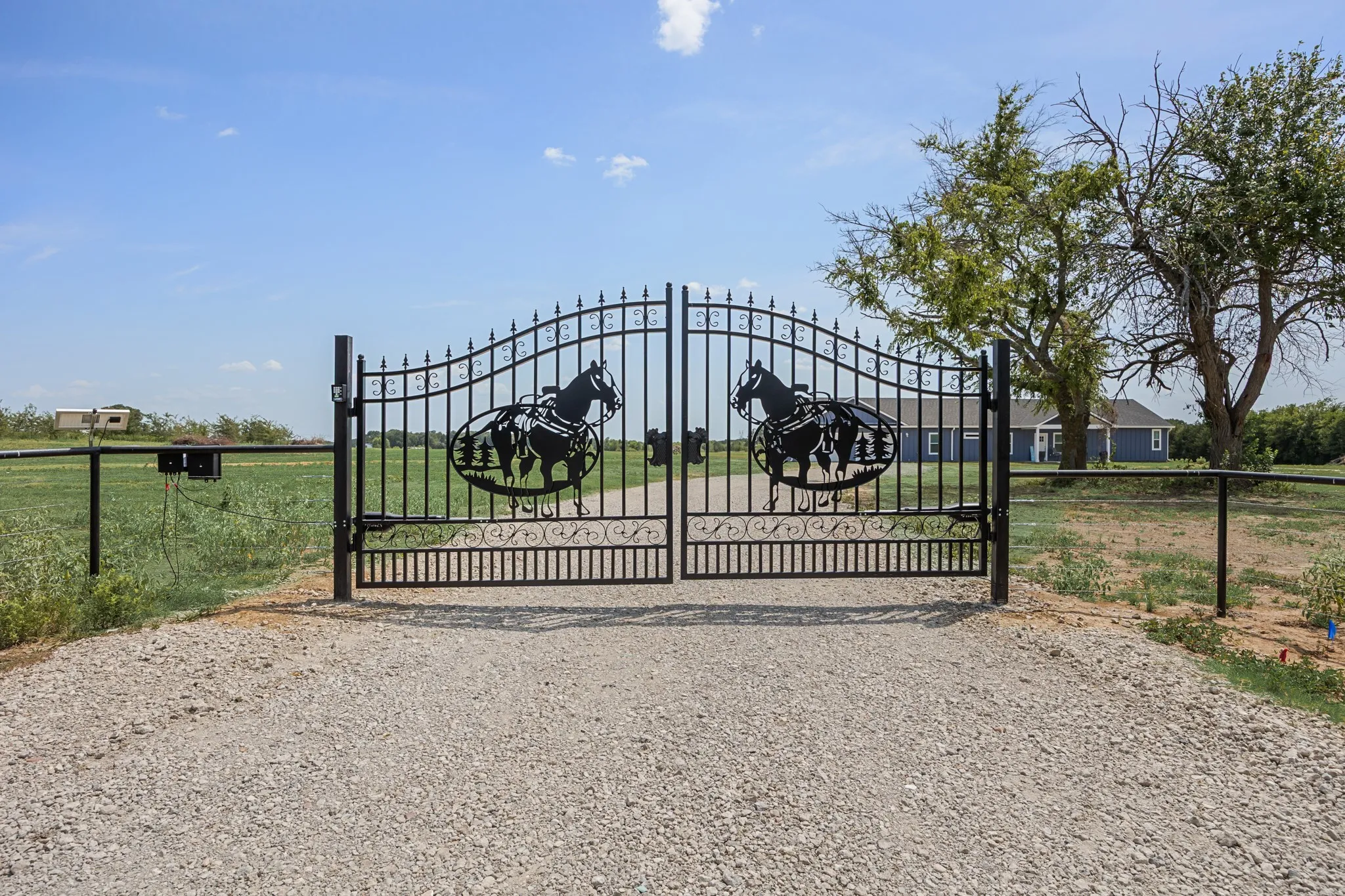 Single Family Residence For Sale in Hopkins County , 285 County Road 1120, Cumby, Texas 75433, 3 Bedroom, 2 Bathroom, 4 Garage spaces, 2,100 Sqft, built in 2026, mls#21354423, Real Estate Agent in Cumby, Homes For Sale in Hopkins county, Homes For Sale in Cumby, Realtor in Cumby Texas, Real Estate Brokerage Independent Realty Texas, Luminita Cordes Realtor