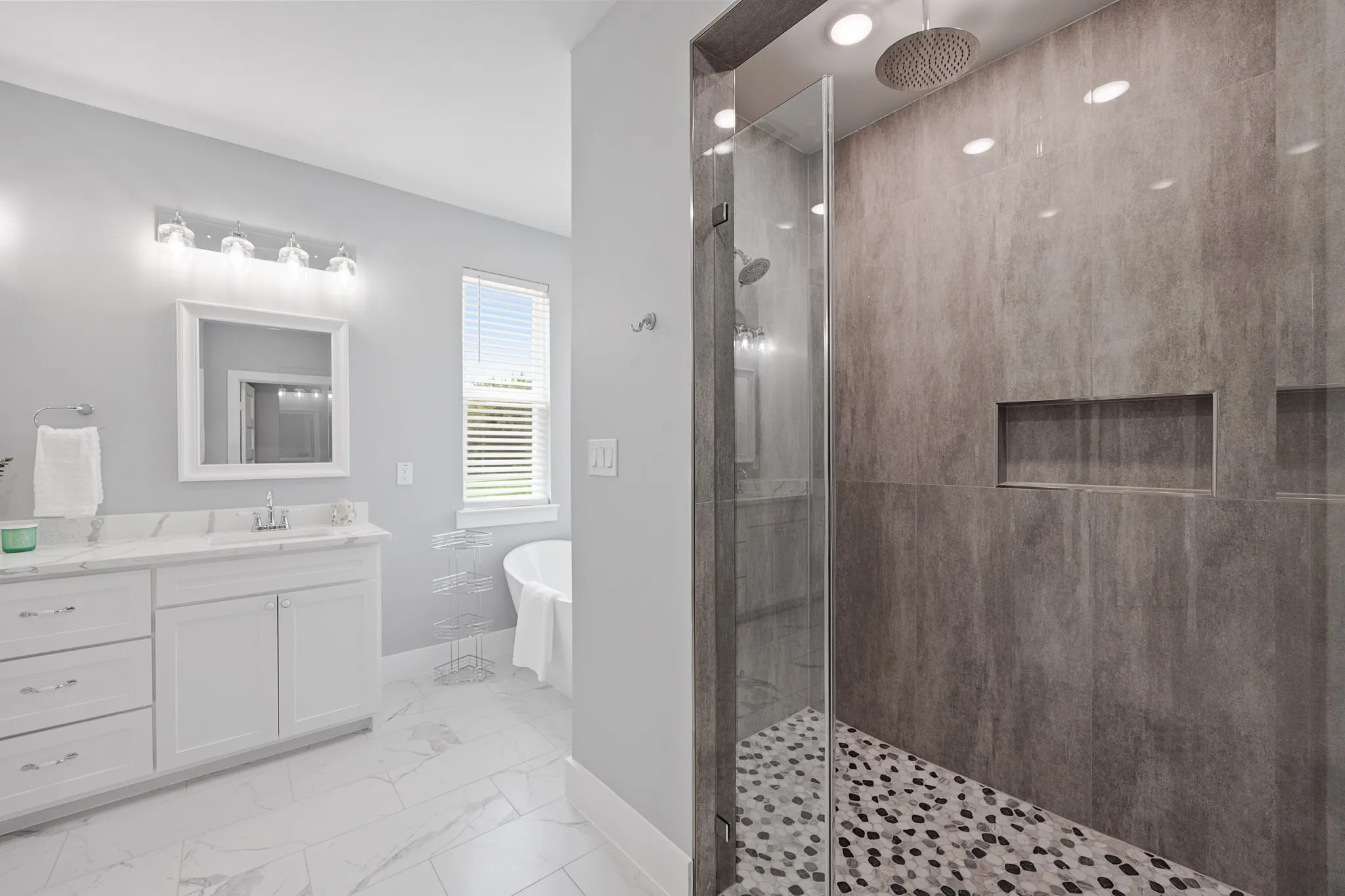 Single Family Residence For Sale in Hopkins County , 285 County Road 1120, Cumby, Texas 75433, 3 Bedroom, 2 Bathroom, 4 Garage spaces, 2,100 Sqft, built in 2026, mls#21354423, Real Estate Agent in Cumby, Homes For Sale in Hopkins county, Homes For Sale in Cumby, Realtor in Cumby Texas, Real Estate Brokerage Independent Realty Texas, Luminita Cordes Realtor