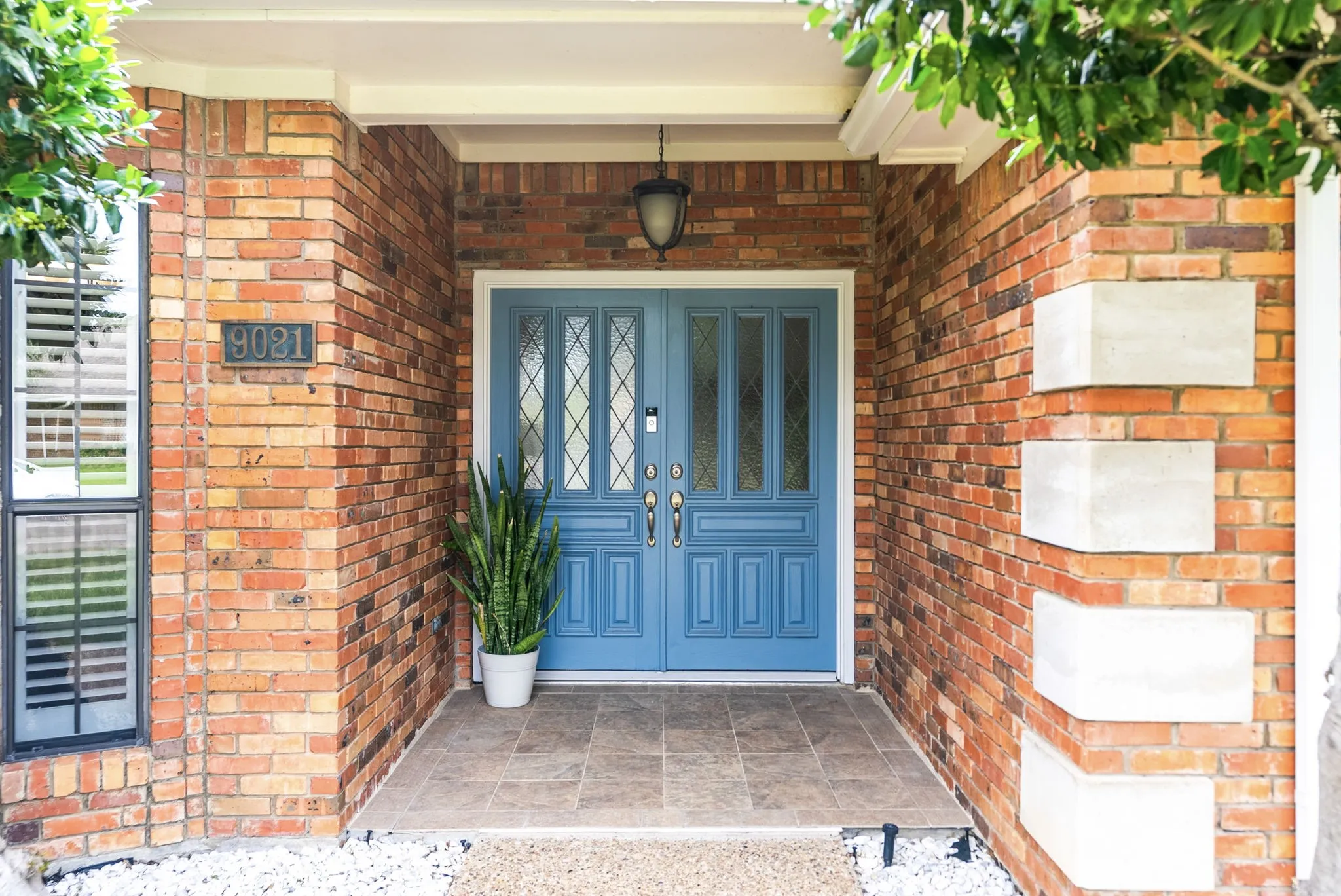Single Family Residence For Sale in Dallas County , 9021 Silverdollar Trail, Irving, Texas 75063, 4 Bedroom, 3 Bathroom, 2 Garage spaces, 2,478 Sqft, built in 1986, mls#21341798, Real Estate Agent in Irving, Homes For Sale in Dallas county, Homes For Sale in Irving, Realtor in Irving Texas, Real Estate Brokerage Independent Realty Texas, Luminita Cordes Realtor