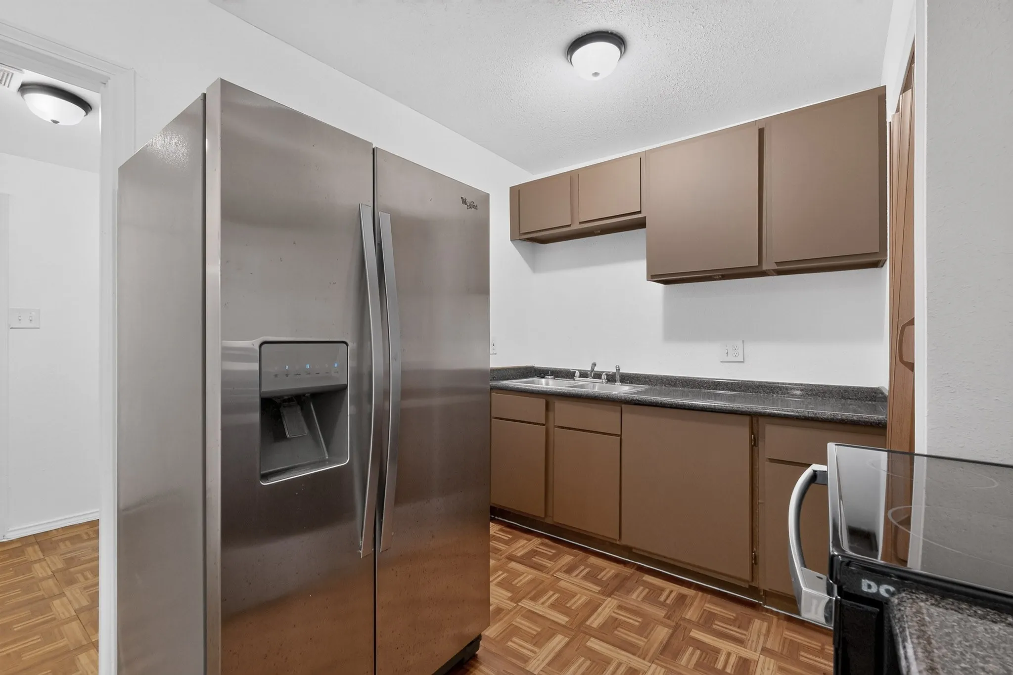 Single Family Residence For Rent in Dallas County , 2538 Stovall Drive, Dallas, Texas 75216, 3 Bedroom, 2 Bathroom, Garage spaces, 1,100 Sqft, built in 1949, mls#21354432, Real Estate Agent in Dallas, Homes For Rent in Dallas county, Homes For Rent in Dallas, Realtor in Dallas Texas, Real Estate Brokerage Independent Realty Texas, Luminita Cordes Realtor