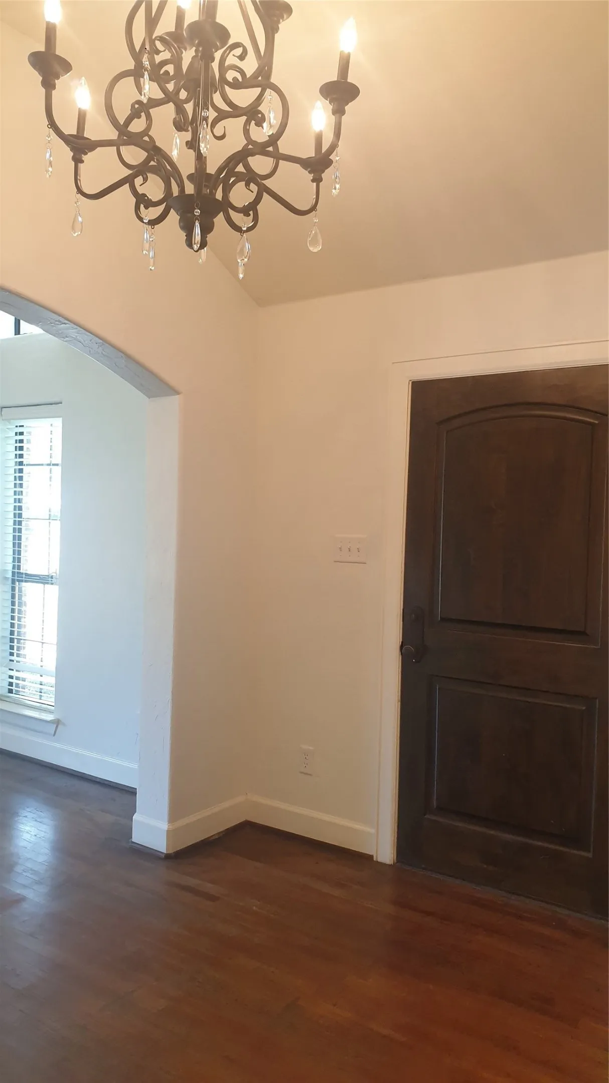 Foyer with chandelier