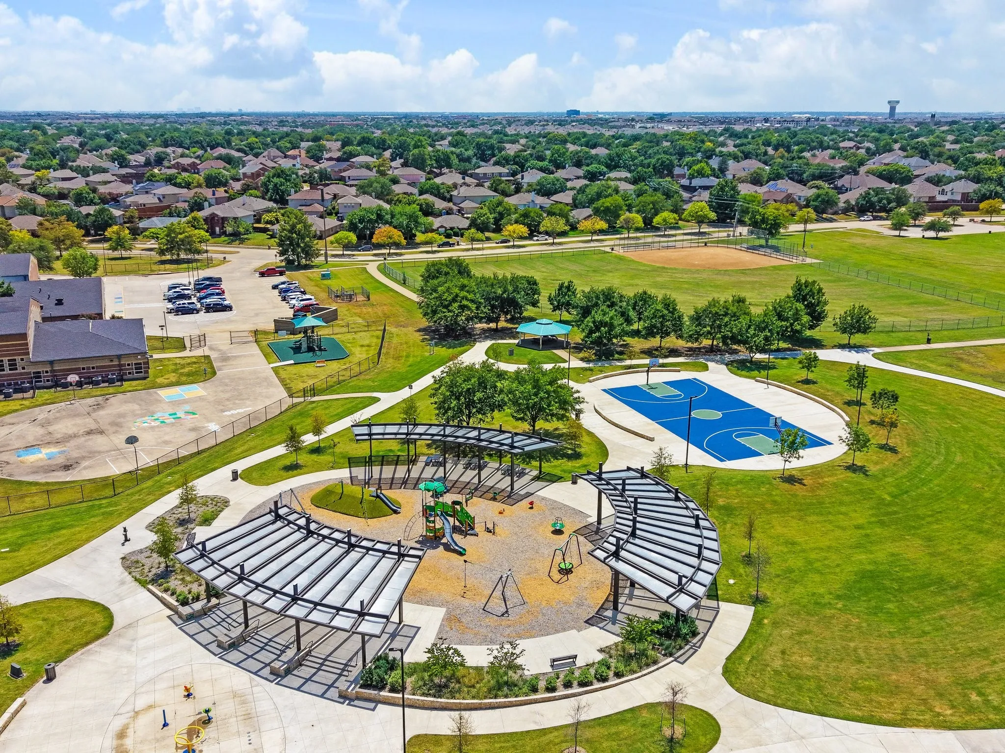 Single Family Residence For Sale in Collin County , 3704 Gardenia Lane, Mc Kinney, Texas 75070, 4 Bedroom, 3 Bathroom, 2 Garage spaces, 2,944 Sqft, built in 1999, mls#21354445, Real Estate Agent in Mc Kinney, Homes For Sale in Collin county, Homes For Sale in Mc Kinney, Realtor in Mc Kinney Texas, Real Estate Brokerage Independent Realty Texas, Luminita Cordes Realtor