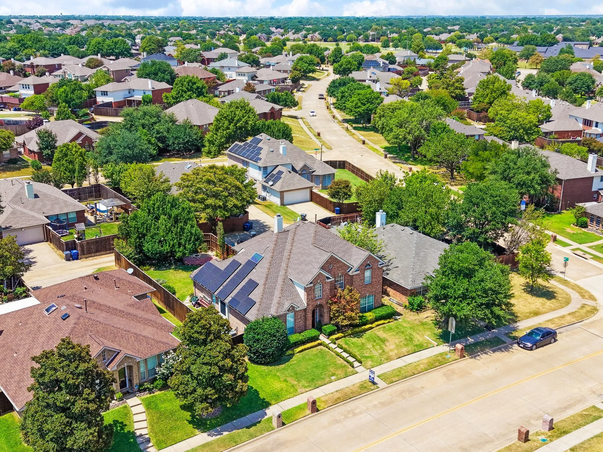 Single Family Residence For Sale in Collin County , 3704 Gardenia Lane, Mc Kinney, Texas 75070, 4 Bedroom, 3 Bathroom, 2 Garage spaces, 2,944 Sqft, built in 1999, mls#21354445, Real Estate Agent in Mc Kinney, Homes For Sale in Collin county, Homes For Sale in Mc Kinney, Realtor in Mc Kinney Texas, Real Estate Brokerage Independent Realty Texas, Luminita Cordes Realtor