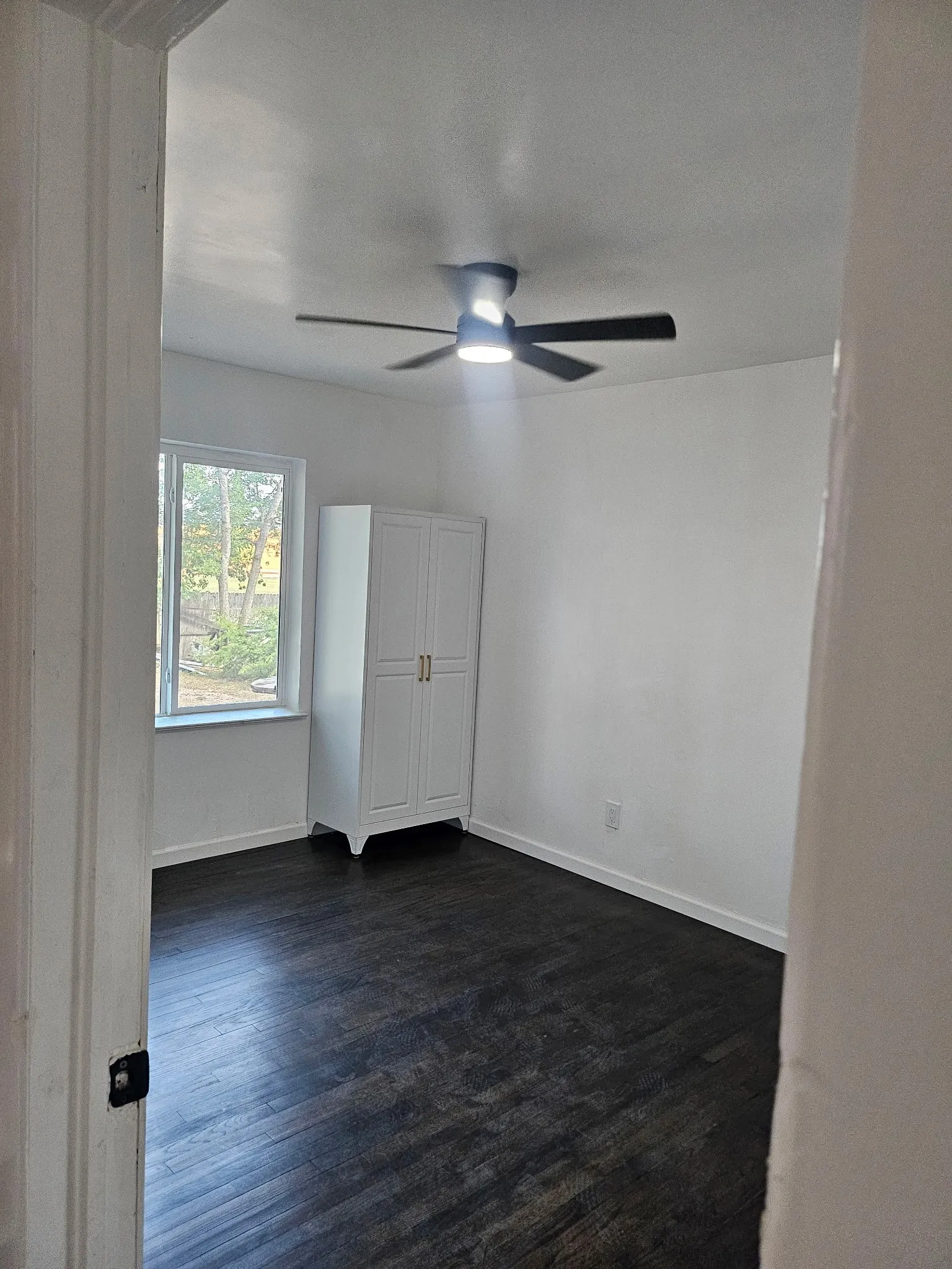 Single Family Residence For Sale in Dallas County , 10816 Mandalay Drive, Dallas, Texas 75228, 3 Bedroom, 2 Bathroom, 1 Garage spaces, 1,080 Sqft, built in 1955, mls#21354367, Real Estate Agent in Dallas, Homes For Sale in Dallas county, Homes For Sale in Dallas, Realtor in Dallas Texas, Real Estate Brokerage Independent Realty Texas, Luminita Cordes Realtor