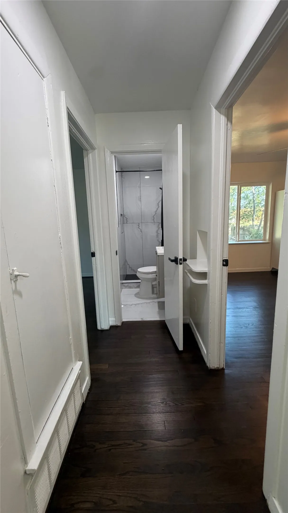 Single Family Residence For Sale in Dallas County , 10816 Mandalay Drive, Dallas, Texas 75228, 3 Bedroom, 2 Bathroom, 1 Garage spaces, 1,080 Sqft, built in 1955, mls#21354367, Real Estate Agent in Dallas, Homes For Sale in Dallas county, Homes For Sale in Dallas, Realtor in Dallas Texas, Real Estate Brokerage Independent Realty Texas, Luminita Cordes Realtor
