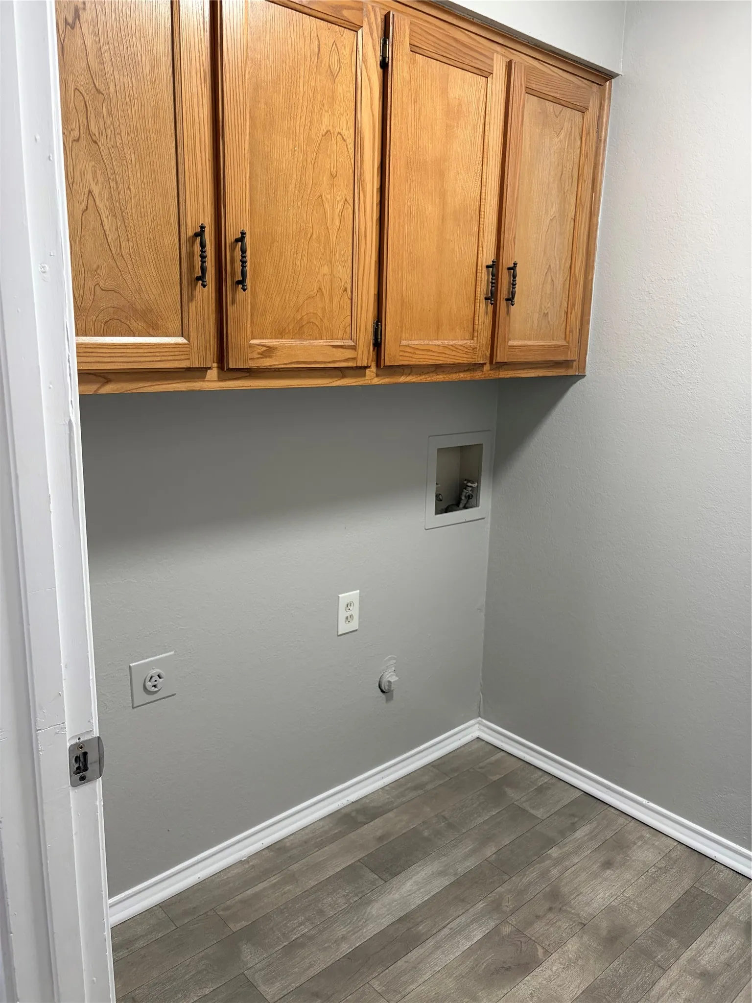 Duplex For Rent in Tarrant County , 1225 Fairhaven Drive, Mansfield, Texas 76063, 2 Bedroom, 2 Bathroom, Garage spaces, 1,968 Sqft, built in 1983, mls#21343438, Real Estate Agent in Mansfield, Homes For Rent in Tarrant county, Homes For Rent in Mansfield, Realtor in Mansfield Texas, Real Estate Brokerage Independent Realty Texas, Luminita Cordes Realtor