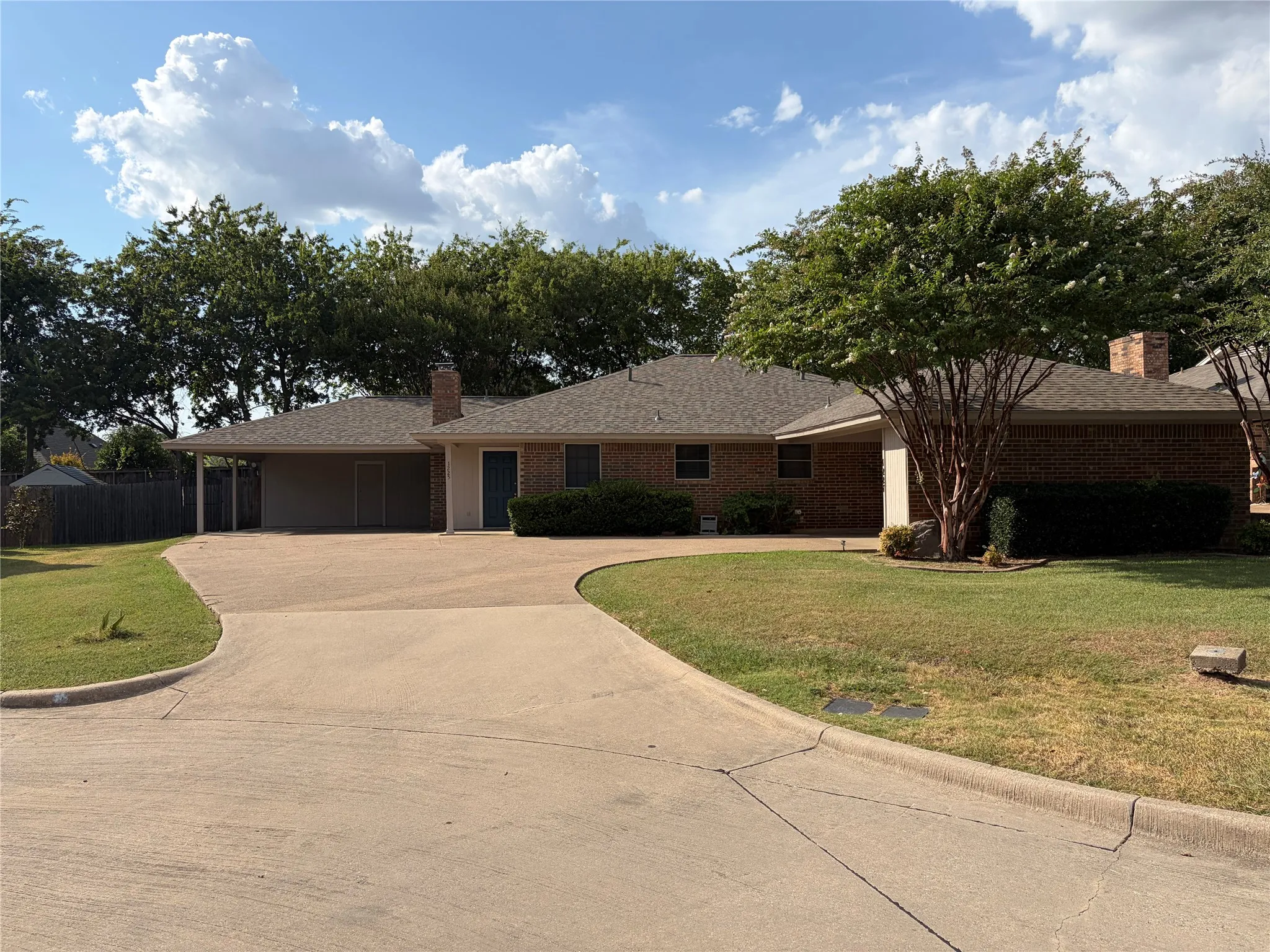 Duplex For Rent in Tarrant County , 1225 Fairhaven Drive, Mansfield, Texas 76063, 2 Bedroom, 2 Bathroom, Garage spaces, 1,968 Sqft, built in 1983, mls#21343438, Real Estate Agent in Mansfield, Homes For Rent in Tarrant county, Homes For Rent in Mansfield, Realtor in Mansfield Texas, Real Estate Brokerage Independent Realty Texas, Luminita Cordes Realtor