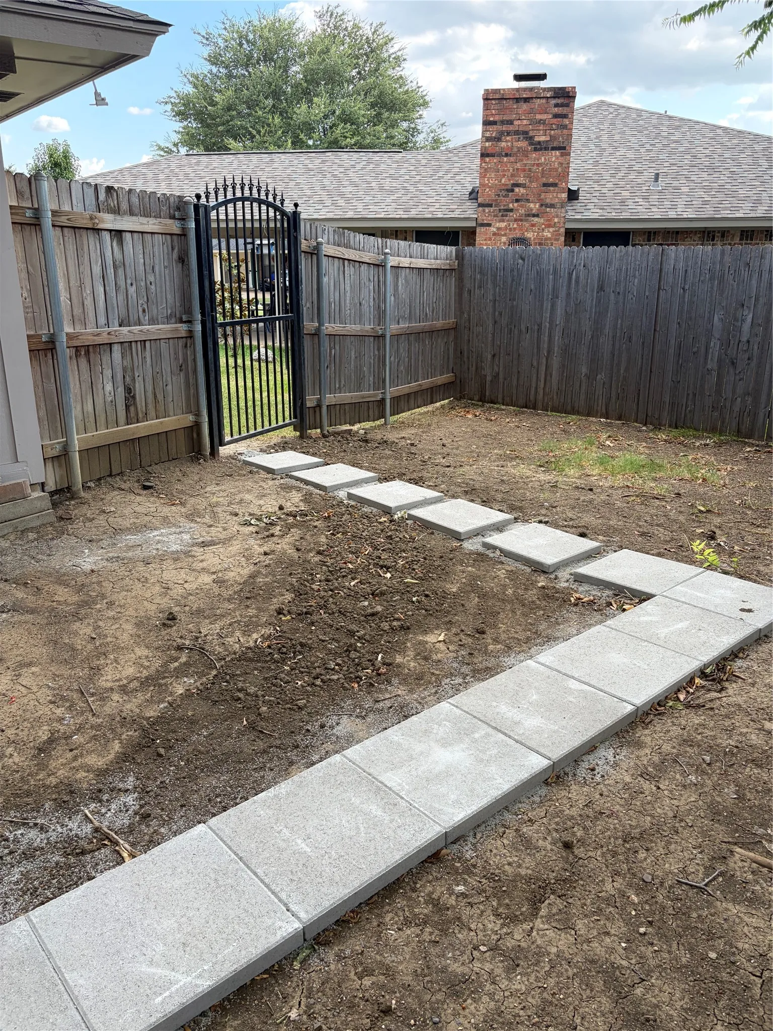 Duplex For Rent in Tarrant County , 1225 Fairhaven Drive, Mansfield, Texas 76063, 2 Bedroom, 2 Bathroom, Garage spaces, 1,968 Sqft, built in 1983, mls#21343438, Real Estate Agent in Mansfield, Homes For Rent in Tarrant county, Homes For Rent in Mansfield, Realtor in Mansfield Texas, Real Estate Brokerage Independent Realty Texas, Luminita Cordes Realtor