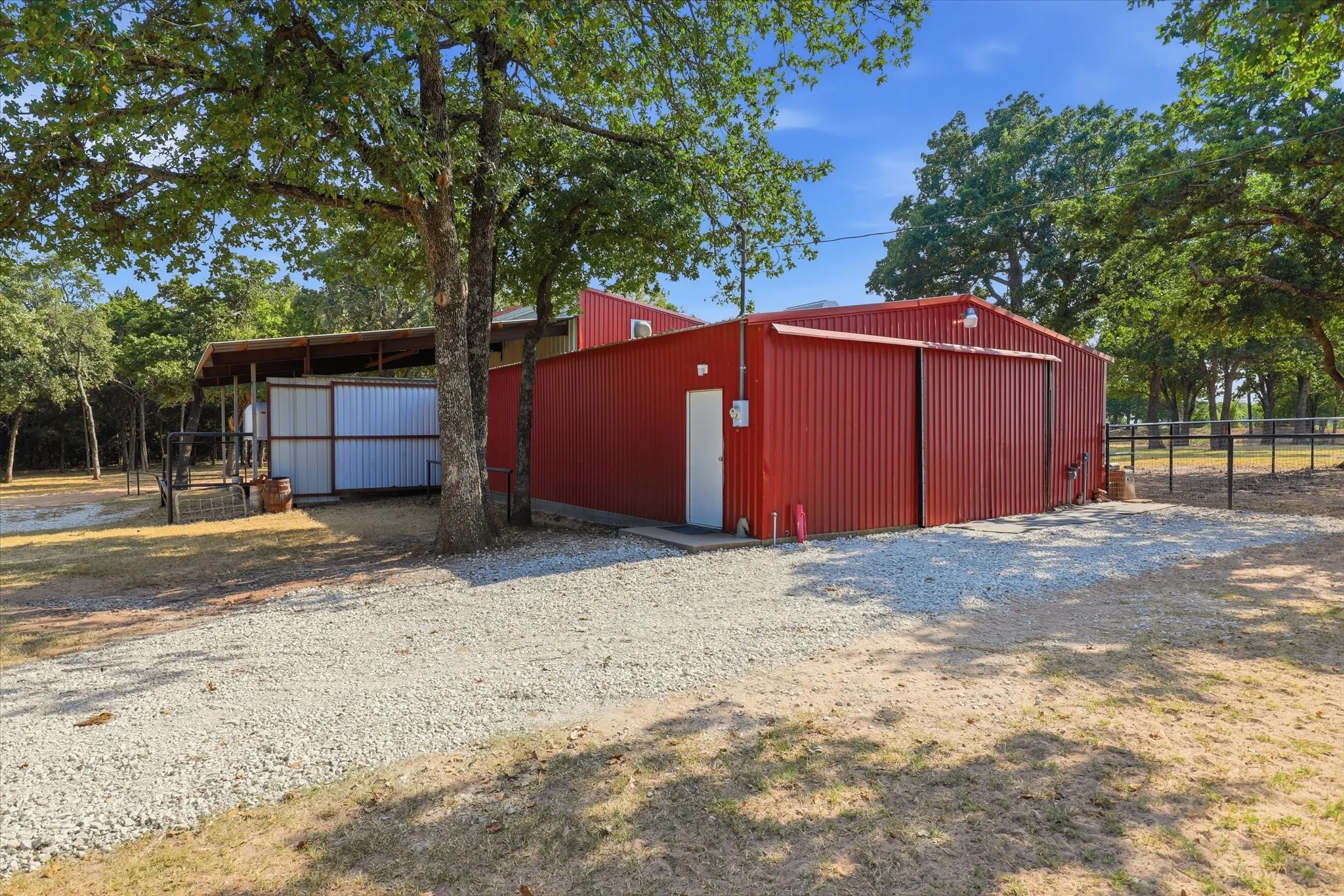 Barn