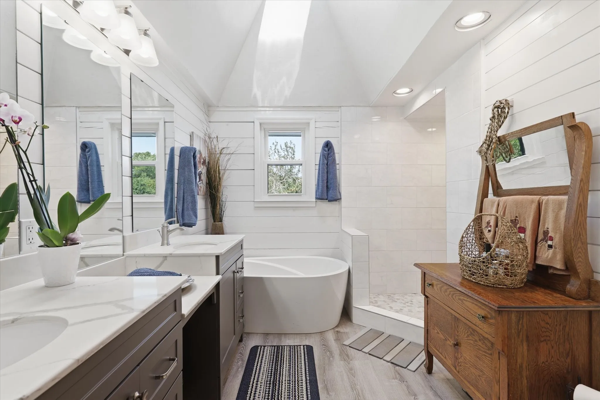 Bathroom upstairs
