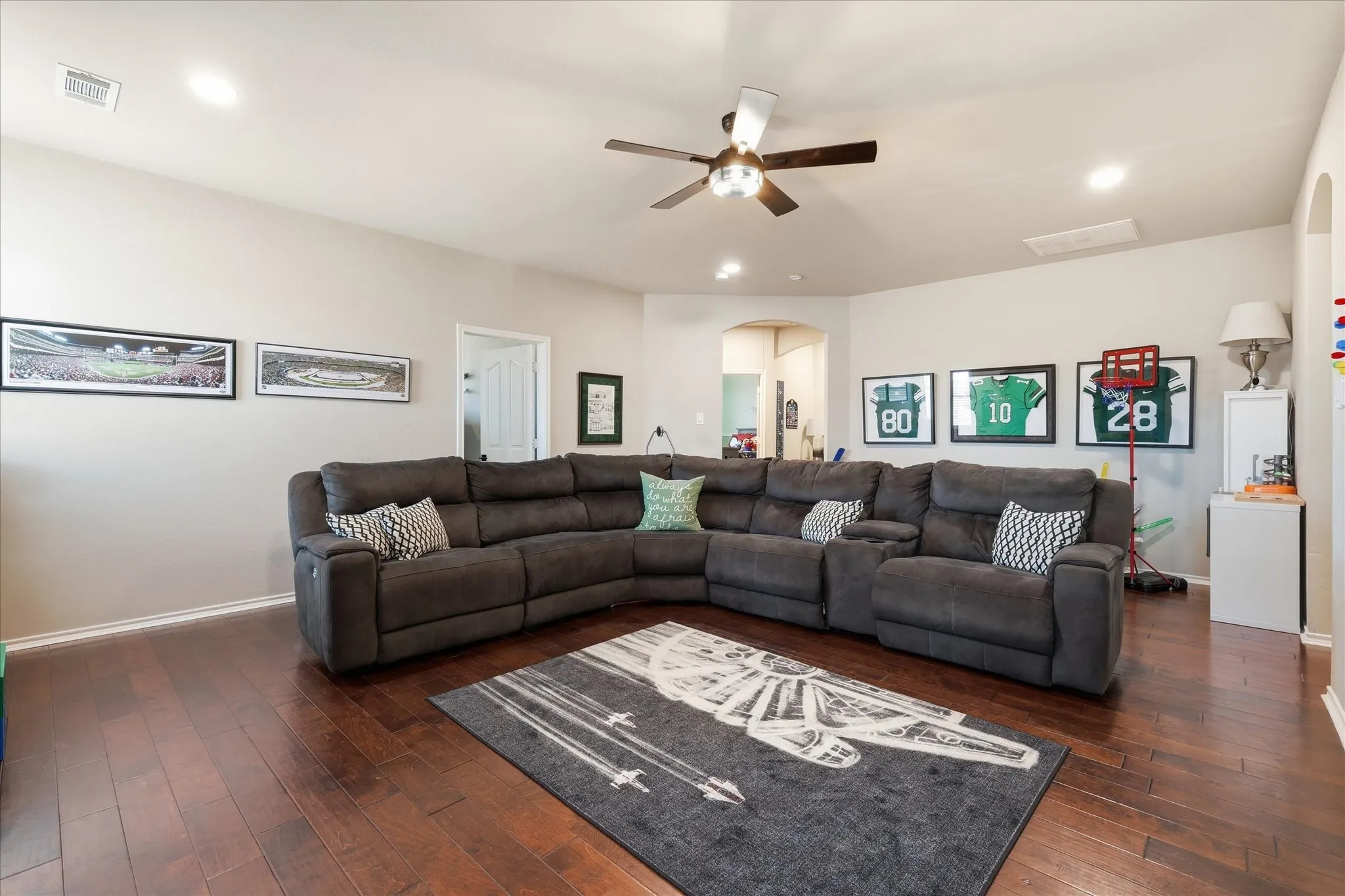 Single Family Residence For Sale in Tarrant County , 12848 Old Macgregor Lane, Fort Worth, Texas 76244, 4 Bedroom, 3 Bathroom, 2 Garage spaces, 2,994 Sqft, built in 2006, mls#21353440, Real Estate Agent in Fort Worth, Homes For Sale in Tarrant county, Homes For Sale in Fort Worth, Realtor in Fort Worth Texas, Real Estate Brokerage Independent Realty Texas, Luminita Cordes Realtor