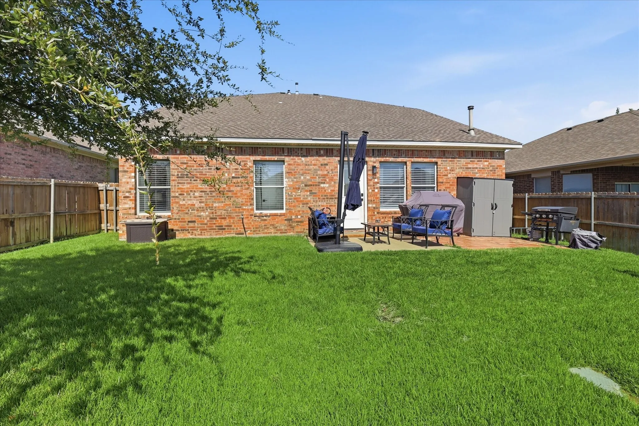 Single Family Residence For Sale in Tarrant County , 12848 Old Macgregor Lane, Fort Worth, Texas 76244, 4 Bedroom, 3 Bathroom, 2 Garage spaces, 2,994 Sqft, built in 2006, mls#21353440, Real Estate Agent in Fort Worth, Homes For Sale in Tarrant county, Homes For Sale in Fort Worth, Realtor in Fort Worth Texas, Real Estate Brokerage Independent Realty Texas, Luminita Cordes Realtor