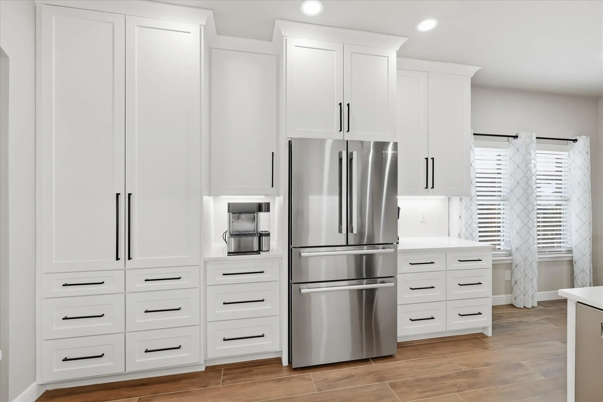 Single Family Residence For Sale in Tarrant County , 12848 Old Macgregor Lane, Fort Worth, Texas 76244, 4 Bedroom, 3 Bathroom, 2 Garage spaces, 2,994 Sqft, built in 2006, mls#21353440, Real Estate Agent in Fort Worth, Homes For Sale in Tarrant county, Homes For Sale in Fort Worth, Realtor in Fort Worth Texas, Real Estate Brokerage Independent Realty Texas, Luminita Cordes Realtor