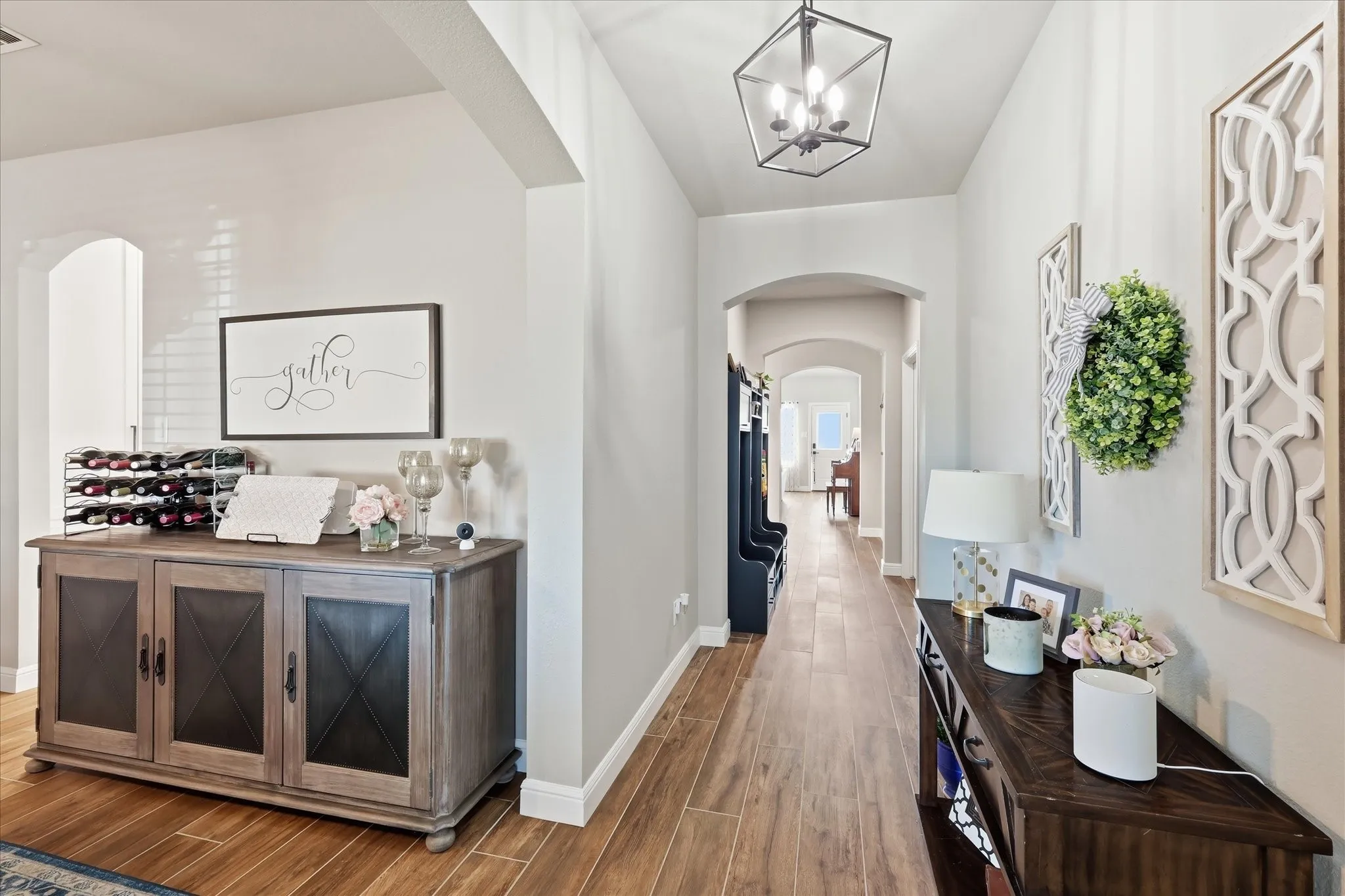 Single Family Residence For Sale in Tarrant County , 12848 Old Macgregor Lane, Fort Worth, Texas 76244, 4 Bedroom, 3 Bathroom, 2 Garage spaces, 2,994 Sqft, built in 2006, mls#21353440, Real Estate Agent in Fort Worth, Homes For Sale in Tarrant county, Homes For Sale in Fort Worth, Realtor in Fort Worth Texas, Real Estate Brokerage Independent Realty Texas, Luminita Cordes Realtor