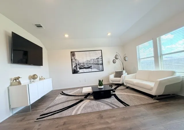Single Family Residence For Sale in Collin County , 720 Meadow Creek Lane, Josephine, Texas 75189, 3 Bedroom, 2 Bathroom, 2 Garage spaces, 1,608 Sqft, built in 2020, Price $245,000, mls#21354463, Real Estate Agent in Josephine, Homes For Sale in Collin county, Homes For Sale in Josephine, Realtor in Josephine Texas, Real Estate Brokerage Independent Realty Texas, Luminita Cordes Realtor