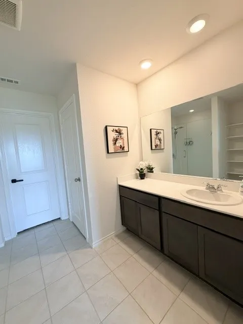 Single Family Residence For Sale in Collin County , 720 Meadow Creek Lane, Josephine, Texas 75189, 3 Bedroom, 2 Bathroom, 2 Garage spaces, 1,608 Sqft, built in 2020, Price $245,000, mls#21354463, Real Estate Agent in Josephine, Homes For Sale in Collin county, Homes For Sale in Josephine, Realtor in Josephine Texas, Real Estate Brokerage Independent Realty Texas, Luminita Cordes Realtor