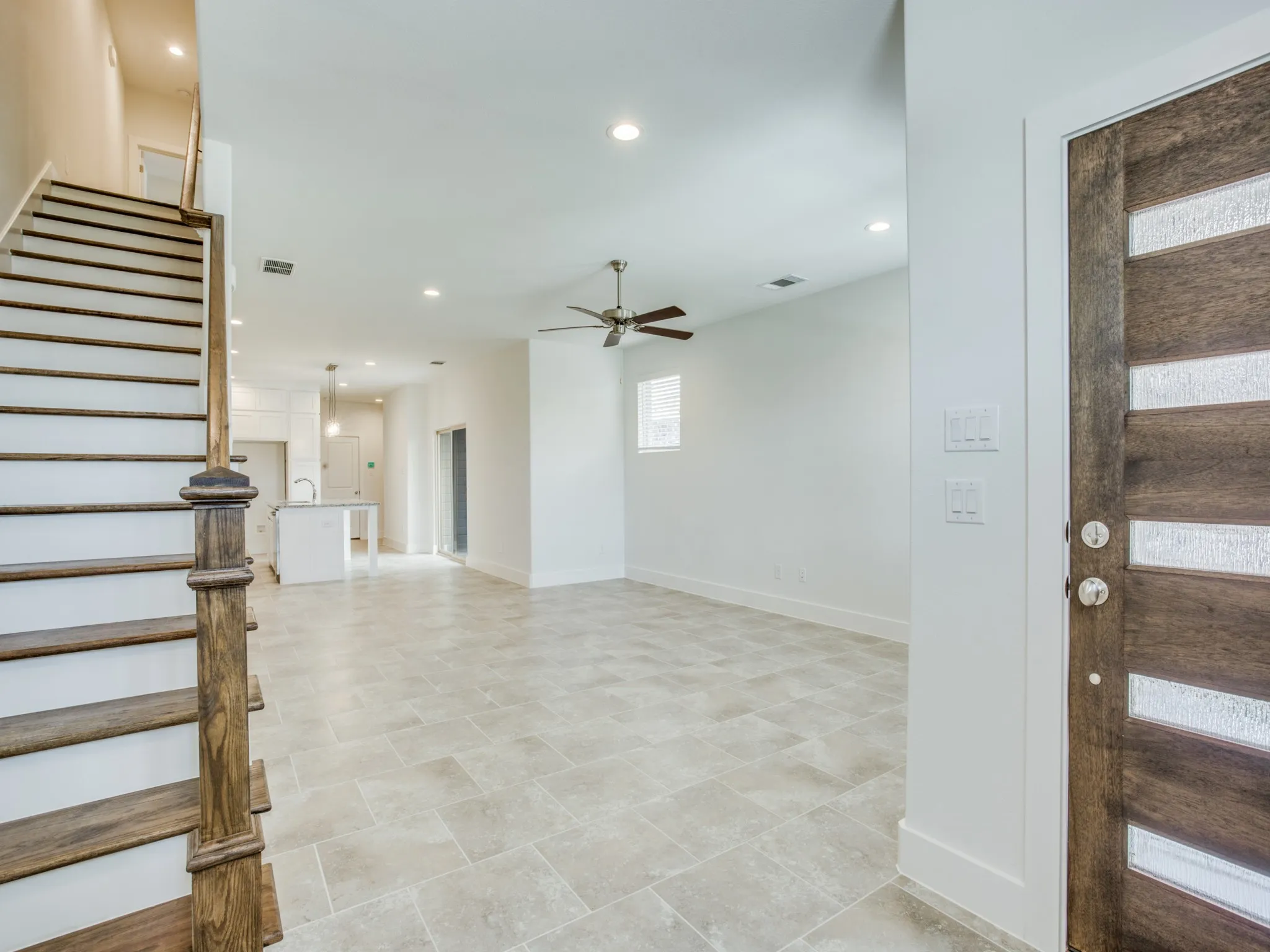 Townhouse For Rent in Tarrant County , 6519 Bowman Roberts Road, Fort Worth, Texas 76179, 3 Bedroom, 3 Bathroom, 2 Garage spaces, 1,967 Sqft, built in 2020, mls#21354469, Real Estate Agent in Fort Worth, Homes For Rent in Tarrant county, Homes For Rent in Fort Worth, Realtor in Fort Worth Texas, Real Estate Brokerage Independent Realty Texas, Luminita Cordes Realtor