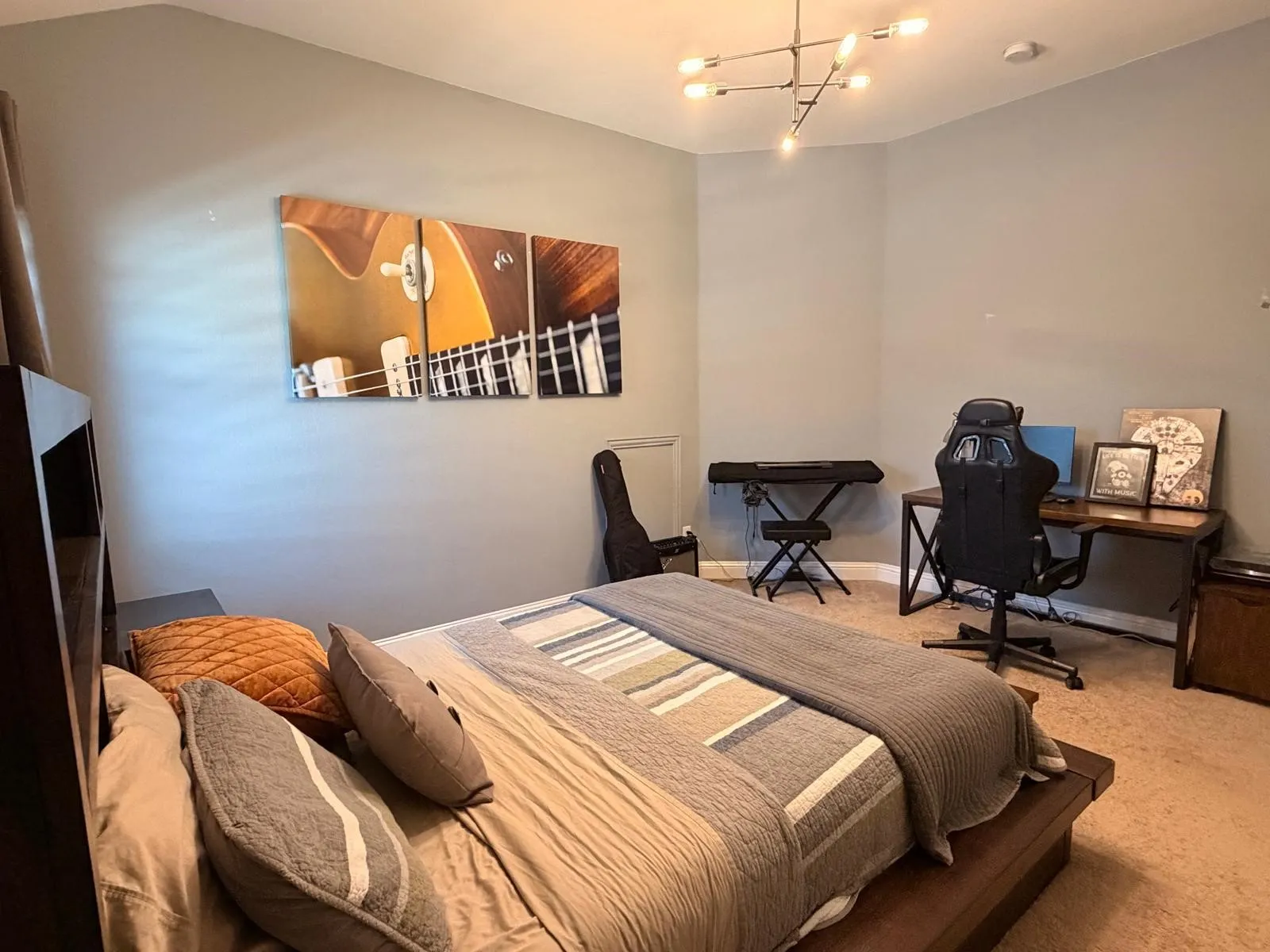Single Family Residence For Rent in Collin County , 6133 Claridge Lane, Frisco, Texas 75035, 5 Bedroom, 6 Bathroom, 1 Garage spaces, 5,174 Sqft, built in 2015, mls#21352379, Real Estate Agent in Frisco, Homes For Rent in Collin county, Homes For Rent in Frisco, Realtor in Frisco Texas, Real Estate Brokerage Independent Realty Texas, Luminita Cordes Realtor