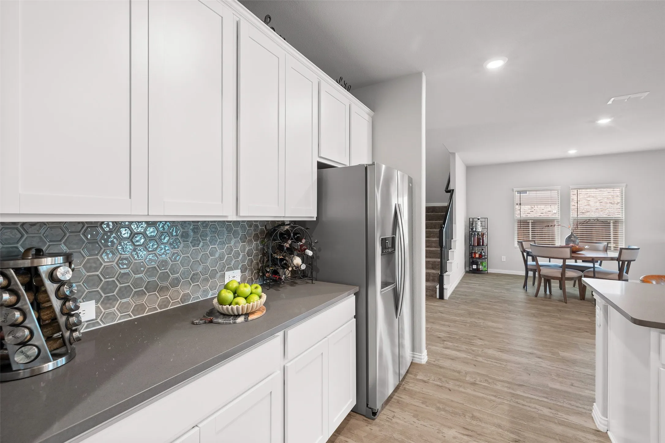 Single Family Residence For Sale in Tarrant County , 10101 Lakemont, Fort Worth, Texas 76131, 4 Bedroom, 4 Bathroom, 2 Garage spaces, 3,100 Sqft, built in 2021, mls#21354379, Real Estate Agent in Fort Worth, Homes For Sale in Tarrant county, Homes For Sale in Fort Worth, Realtor in Fort Worth Texas, Real Estate Brokerage Independent Realty Texas, Luminita Cordes Realtor