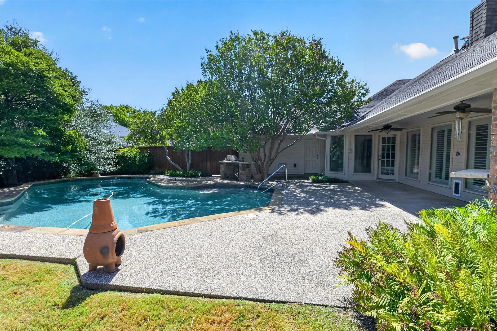 Single Family Residence For Sale in Collin County , 2132 Donna Drive, Plano, Texas 75074, 3 Bedroom, 3 Bathroom, 2 Garage spaces, 2,438 Sqft, built in 1987, mls#21353973, Real Estate Agent in Plano, Homes For Sale in Collin county, Homes For Sale in Plano, Realtor in Plano Texas, Real Estate Brokerage Independent Realty Texas, Luminita Cordes Realtor