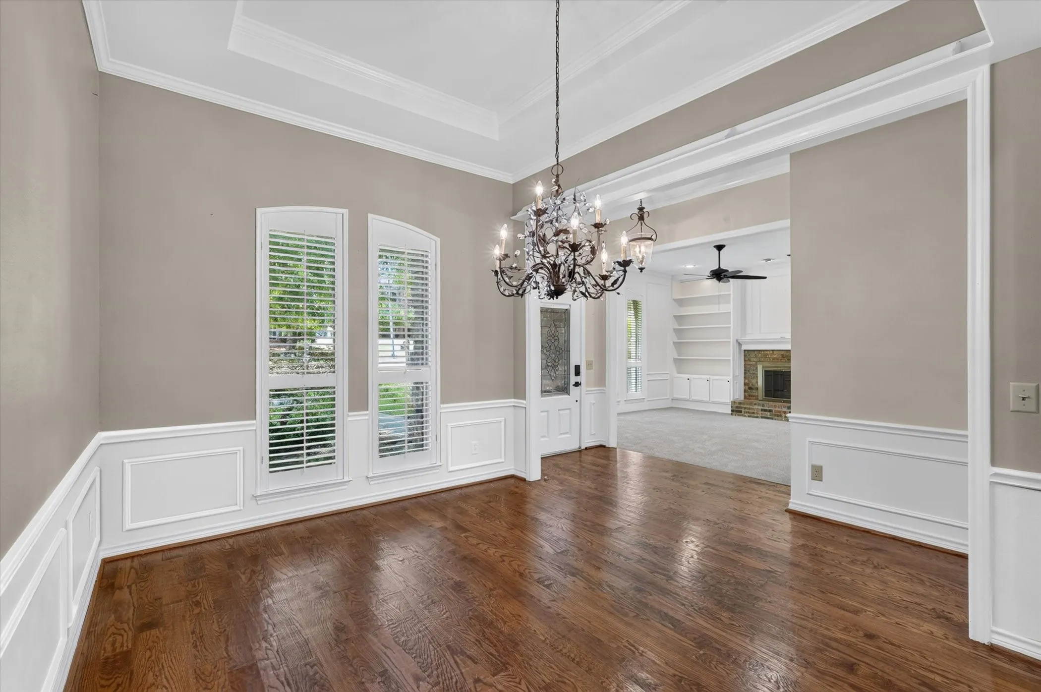 Single Family Residence For Sale in Collin County , 2132 Donna Drive, Plano, Texas 75074, 3 Bedroom, 3 Bathroom, 2 Garage spaces, 2,438 Sqft, built in 1987, mls#21353973, Real Estate Agent in Plano, Homes For Sale in Collin county, Homes For Sale in Plano, Realtor in Plano Texas, Real Estate Brokerage Independent Realty Texas, Luminita Cordes Realtor