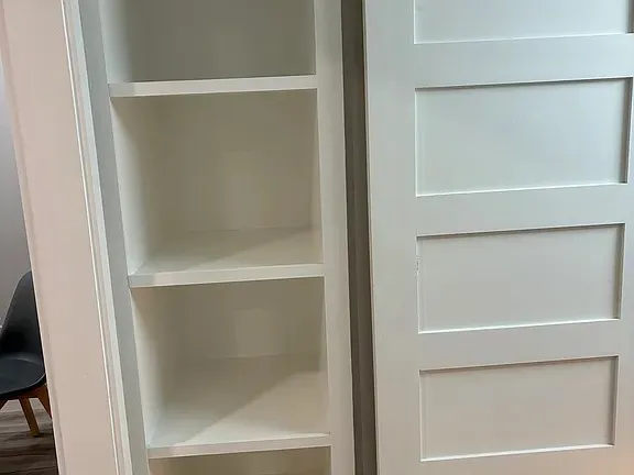 Apartment For Rent in Dallas County , 10552 High Hollows Drive 136, Dallas, Texas 75230, 1 Bedroom, 1 Bathroom, Garage spaces, 740 Sqft, built in 1970, mls#21352411, Real Estate Agent in Dallas, Homes For Rent in Dallas county, Homes For Rent in Dallas, Realtor in Dallas Texas, Real Estate Brokerage Independent Realty Texas, Luminita Cordes Realtor
