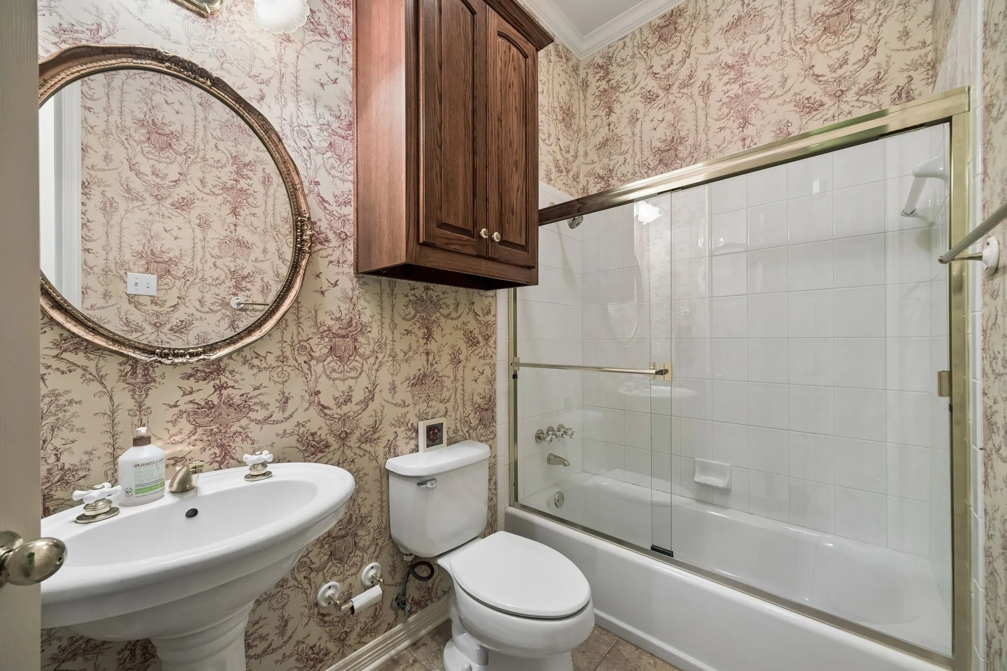 Single Family Residence For Sale in Dallas County , 908 Trailwood Court, Cedar Hill, Texas 75104, 4 Bedroom, 4 Bathroom, 3 Garage spaces, 3,474 Sqft, built in 1994, mls#21354454, Real Estate Agent in Cedar Hill, Homes For Sale in Dallas county, Homes For Sale in Cedar Hill, Realtor in Cedar Hill Texas, Real Estate Brokerage Independent Realty Texas, Luminita Cordes Realtor