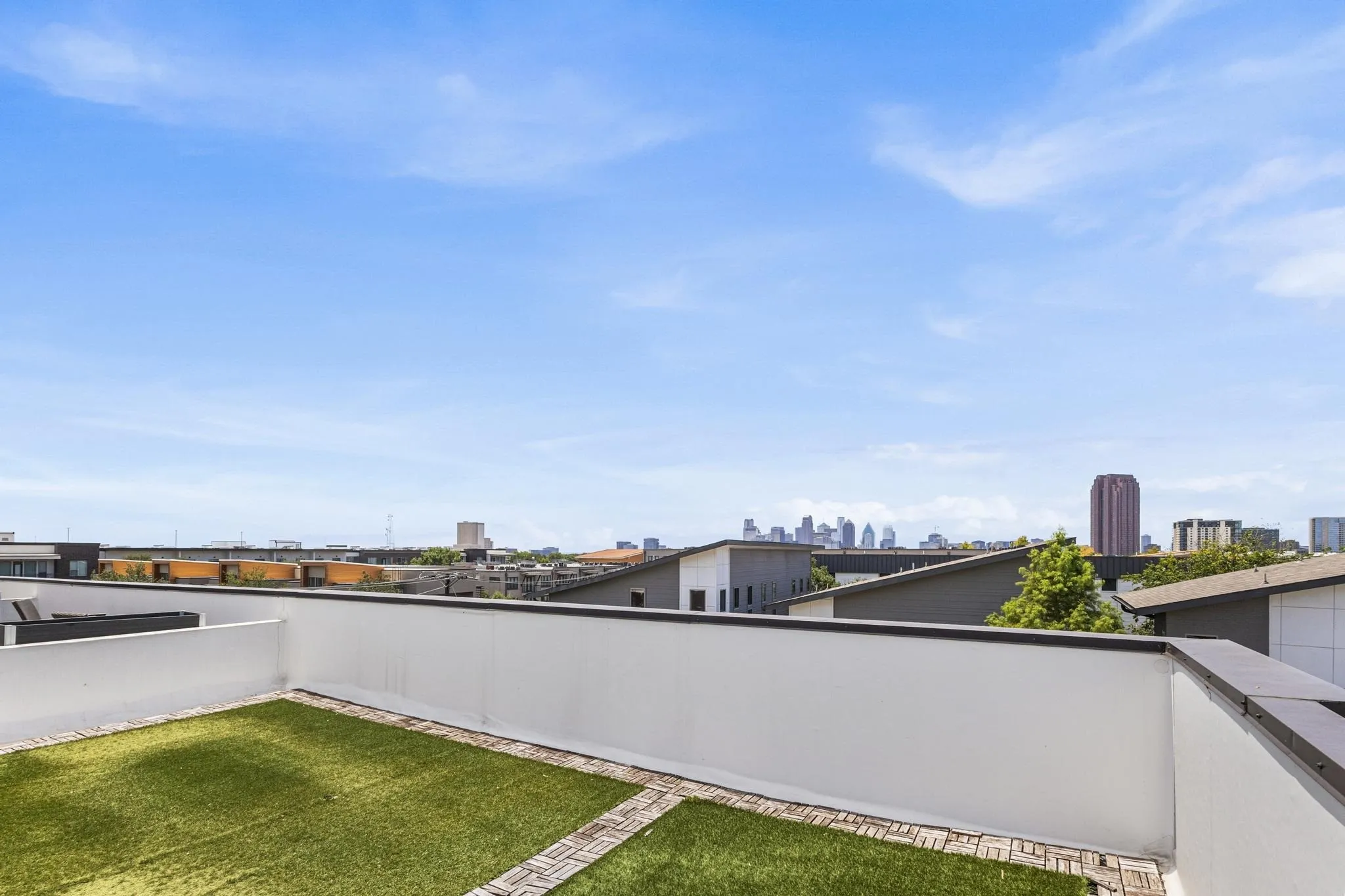 Condominium For Sale in Dallas County , 2450 N Garrett Avenue 14, Dallas, Texas 75206, 2 Bedroom, 3 Bathroom, 2 Garage spaces, 1,737 Sqft, built in 2019, mls#21354403, Real Estate Agent in Dallas, Homes For Sale in Dallas county, Homes For Sale in Dallas, Realtor in Dallas Texas, Real Estate Brokerage Independent Realty Texas, Luminita Cordes Realtor