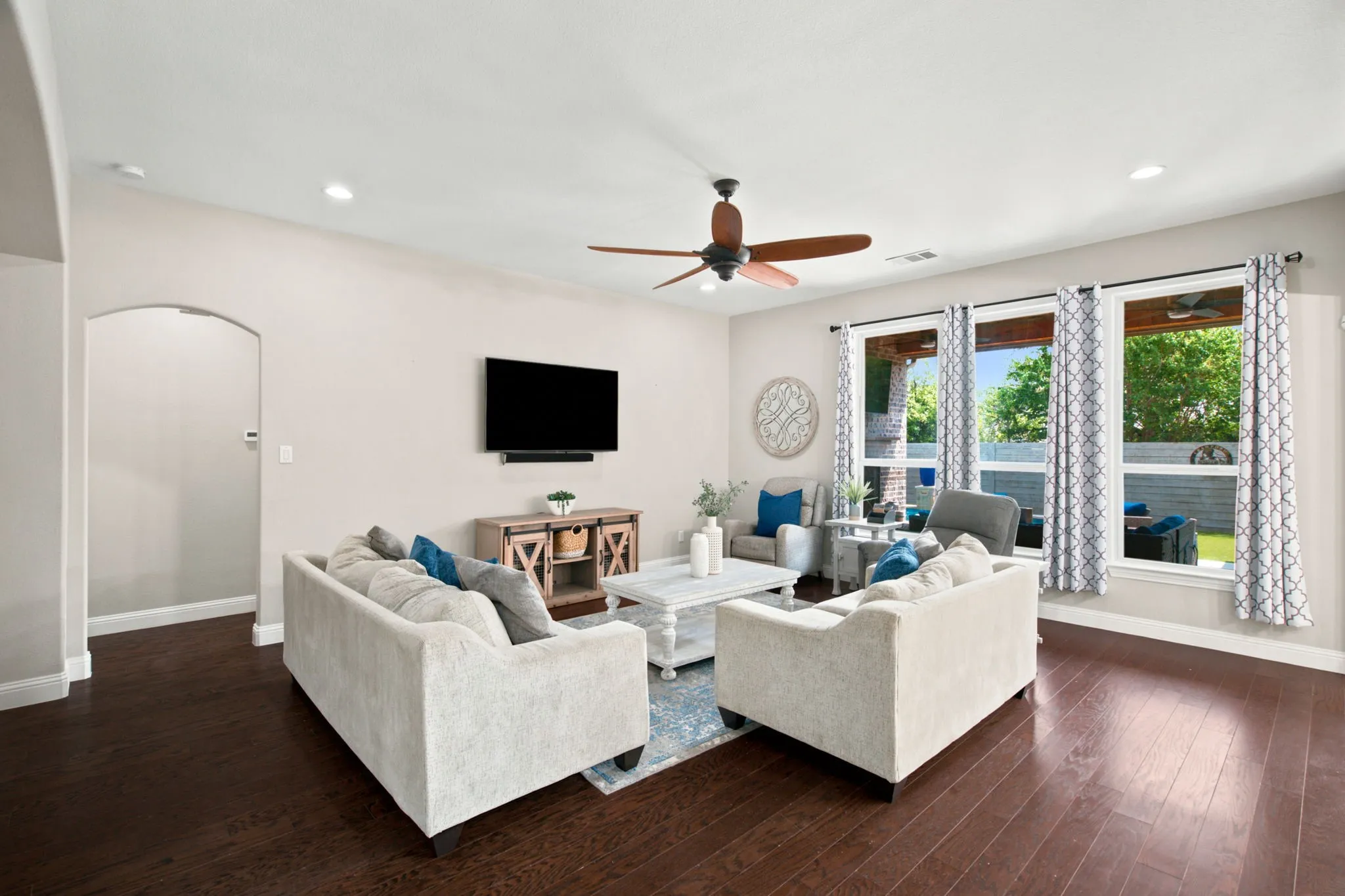 the living room is wonderful and overlooks your​​‌​​​​‌​​‌‌​‌‌​​​‌‌​‌​‌​‌​​​‌​​ backyard