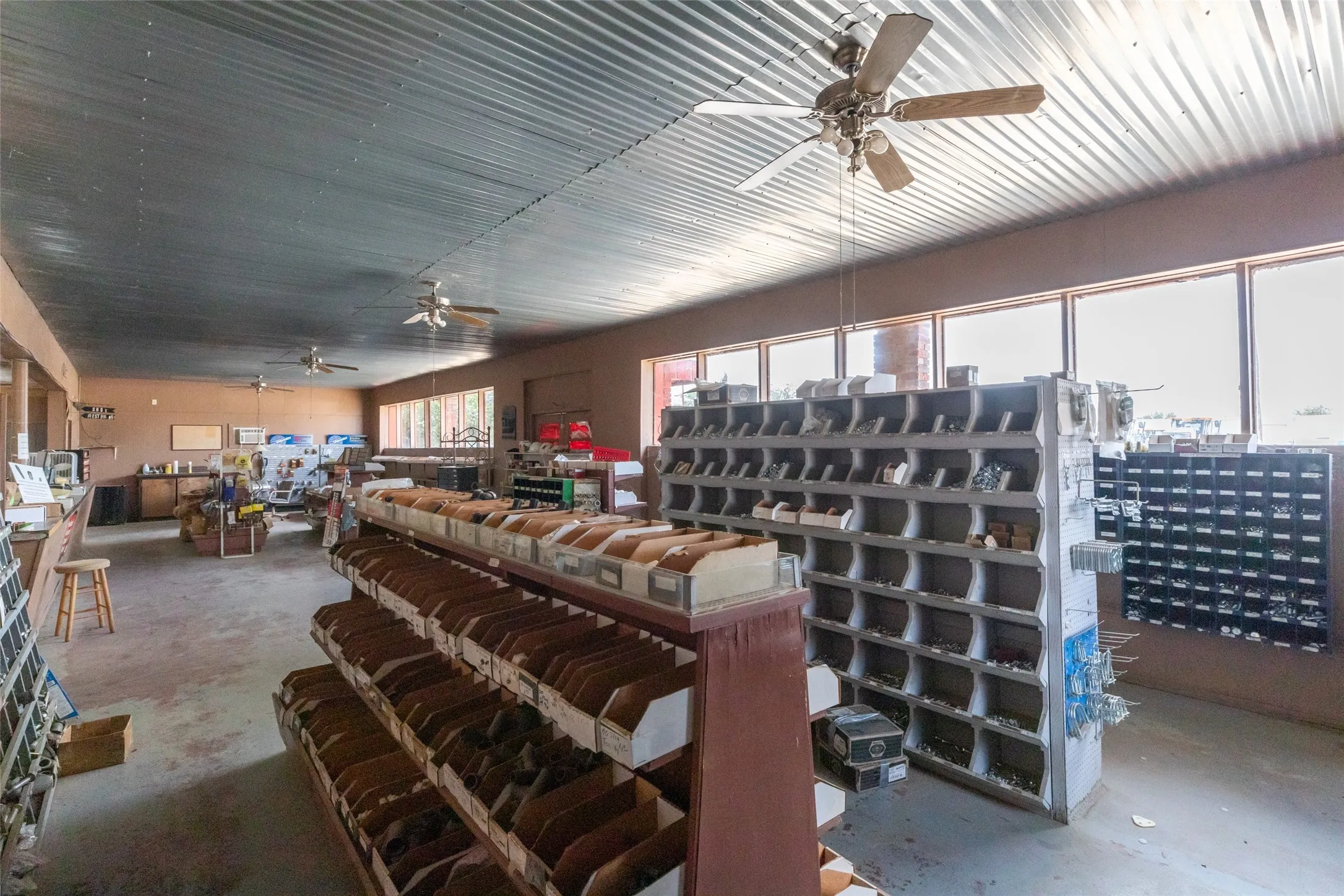 Business For Sale in Jones County , 249 E Lake Drive, Hamlin, Texas 79520, 0, 0, Garage spaces, 0 Sqft, built in 1930, mls#21354483, Real Estate Agent in Hamlin, Homes For Sale in Jones county, Homes For Sale in Hamlin, Realtor in Hamlin Texas, Real Estate Brokerage Independent Realty Texas, Luminita Cordes Realtor