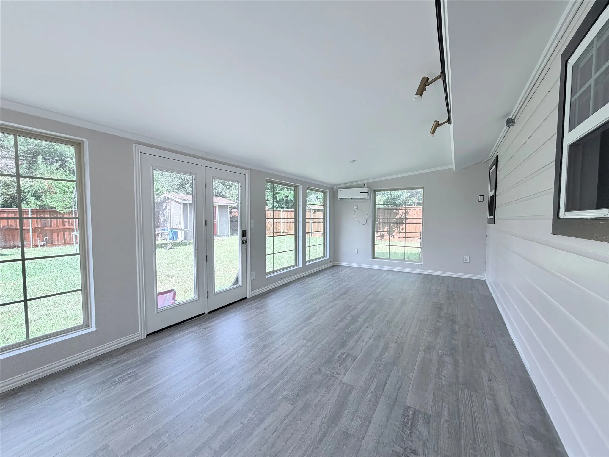 Single Family Residence For Rent in Dallas County , 1109 Leyenda Drive, Mesquite, Texas 75149, 3 Bedroom, 1 Bathroom, Garage spaces, 1,672 Sqft, built in 1958, Price $2,100, mls#21354492, Real Estate Agent in Mesquite, Homes For Rent in Dallas county, Homes For Rent in Mesquite, Realtor in Mesquite Texas, Real Estate Brokerage Independent Realty Texas, Luminita Cordes Realtor