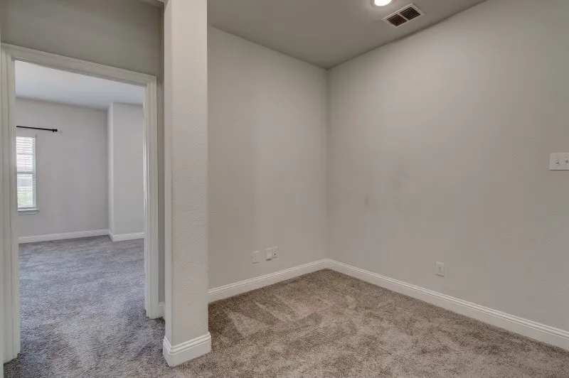 Townhouse For Rent in Dallas County , 1564 Windermere Way, Farmers Branch, Texas 75234, 3 Bedroom, 3 Bathroom, 2 Garage spaces, 1,832 Sqft, built in 2019, mls#21354495, Real Estate Agent in Farmers Branch, Homes For Rent in Dallas county, Homes For Rent in Farmers Branch, Realtor in Farmers Branch Texas, Real Estate Brokerage Independent Realty Texas, Luminita Cordes Realtor