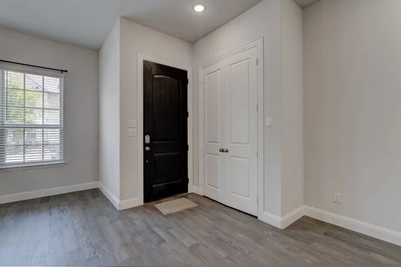 Townhouse For Rent in Dallas County , 1564 Windermere Way, Farmers Branch, Texas 75234, 3 Bedroom, 3 Bathroom, 2 Garage spaces, 1,832 Sqft, built in 2019, mls#21354495, Real Estate Agent in Farmers Branch, Homes For Rent in Dallas county, Homes For Rent in Farmers Branch, Realtor in Farmers Branch Texas, Real Estate Brokerage Independent Realty Texas, Luminita Cordes Realtor
