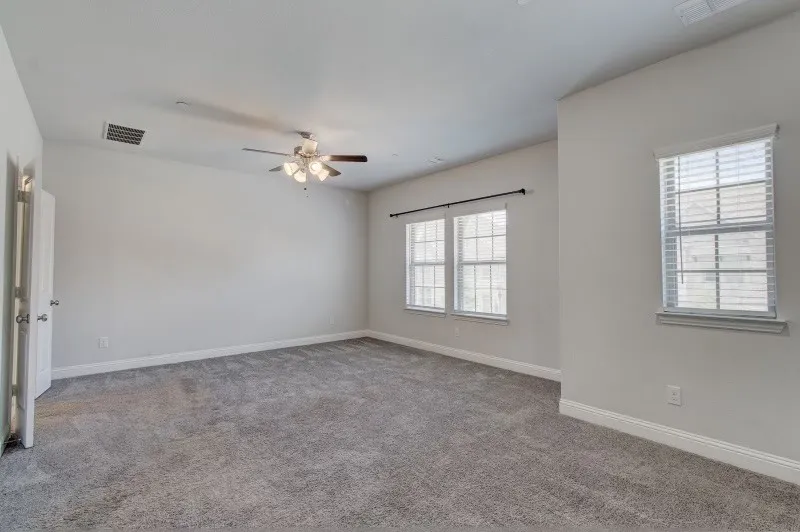 Townhouse For Rent in Dallas County , 1564 Windermere Way, Farmers Branch, Texas 75234, 3 Bedroom, 3 Bathroom, 2 Garage spaces, 1,832 Sqft, built in 2019, mls#21354495, Real Estate Agent in Farmers Branch, Homes For Rent in Dallas county, Homes For Rent in Farmers Branch, Realtor in Farmers Branch Texas, Real Estate Brokerage Independent Realty Texas, Luminita Cordes Realtor