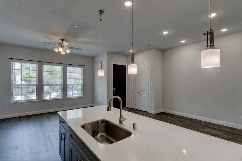 Townhouse For Rent in Dallas County , 1564 Windermere Way, Farmers Branch, Texas 75234, 3 Bedroom, 3 Bathroom, 2 Garage spaces, 1,832 Sqft, built in 2019, mls#21354495, Real Estate Agent in Farmers Branch, Homes For Rent in Dallas county, Homes For Rent in Farmers Branch, Realtor in Farmers Branch Texas, Real Estate Brokerage Independent Realty Texas, Luminita Cordes Realtor