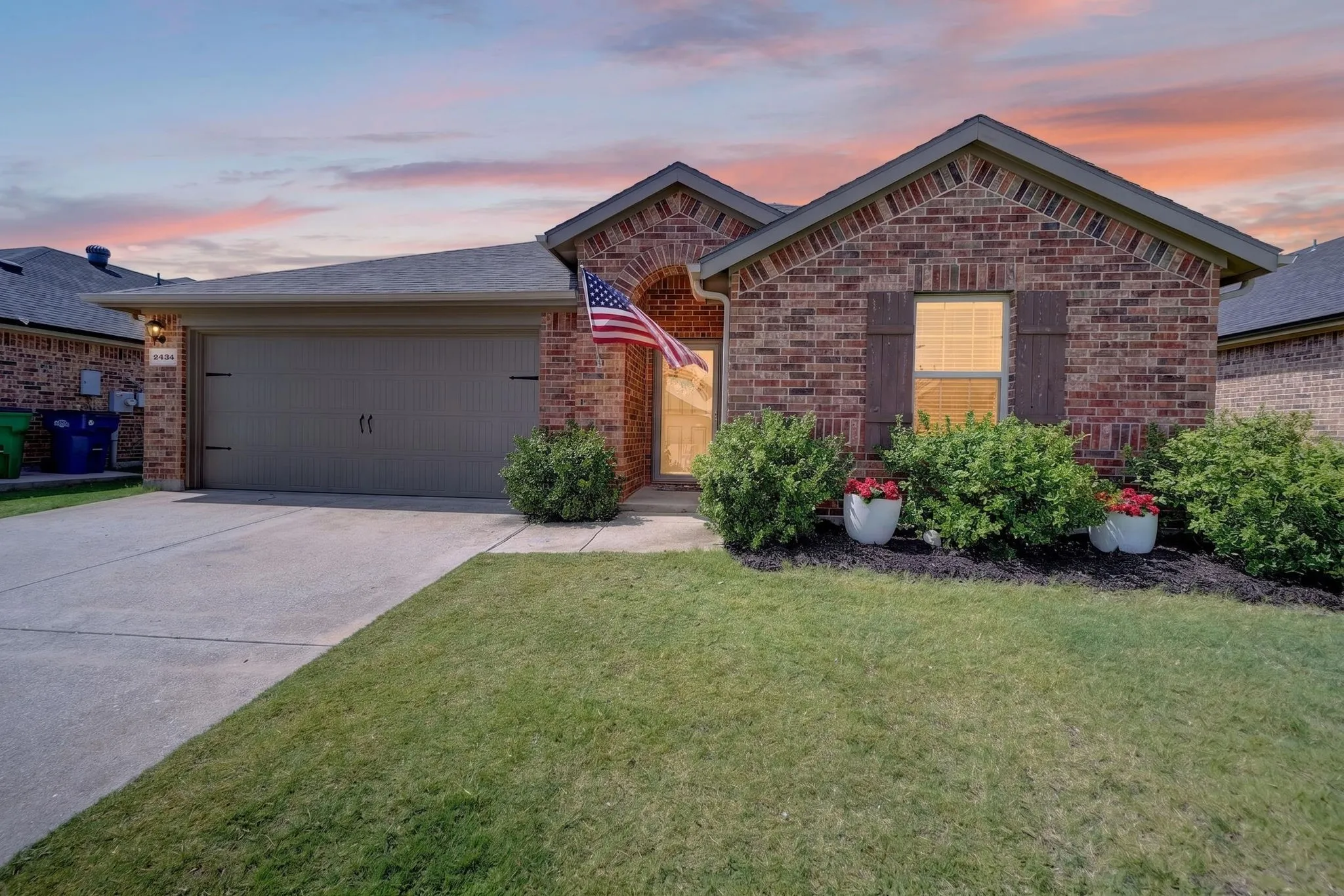 Single Family Residence For Sale in Rockwall County , 2434 Hankinson Lane, Fate, Texas 75189, 4 Bedroom, 3 Bathroom, 2 Garage spaces, 2,121 Sqft, built in 2017, mls#21354381, Real Estate Agent in Fate, Homes For Sale in Rockwall county, Homes For Sale in Fate, Realtor in Fate Texas, Real Estate Brokerage Independent Realty Texas, Luminita Cordes Realtor