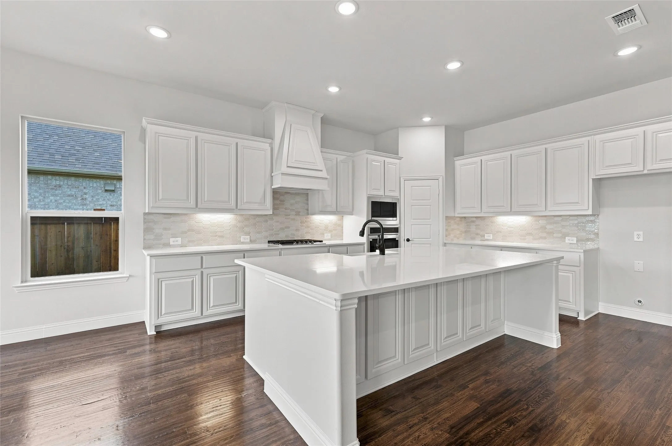 Single Family Residence For Sale in Grayson County , 1430 Colorado Road, Van Alstyne, Texas 75495, 4 Bedroom, 3 Bathroom, 2 Garage spaces, 2,713 Sqft, built in 2026, mls#21354499, Real Estate Agent in Van Alstyne, Homes For Sale in Grayson county, Homes For Sale in Van Alstyne, Realtor in Van Alstyne Texas, Real Estate Brokerage Independent Realty Texas, Luminita Cordes Realtor