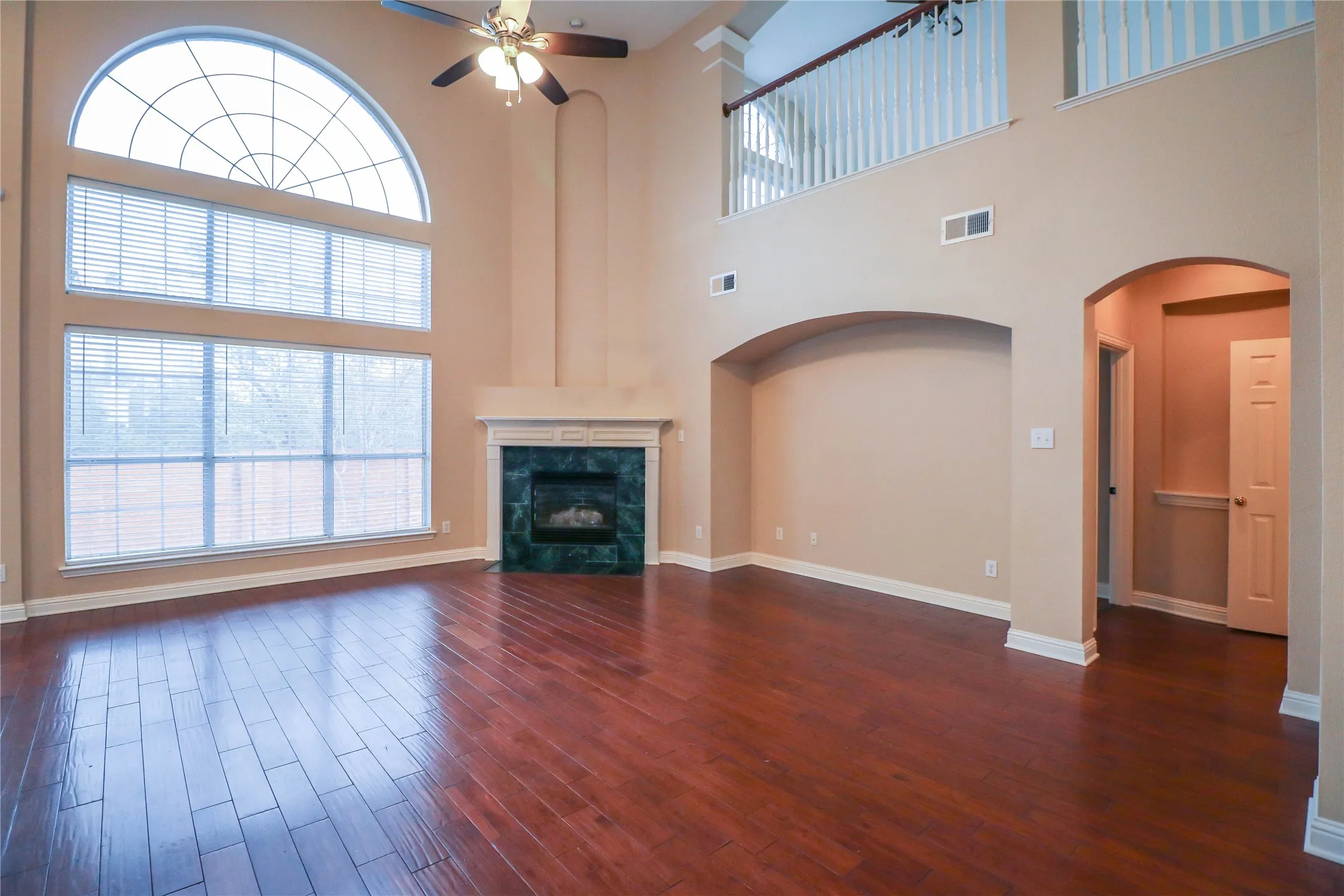 Single Family Residence For Rent in Dallas County , 9130 Bottlebrush Lane, Irving, Texas 75063, 4 Bedroom, 3 Bathroom, 2 Garage spaces, 3,600 Sqft, built in 2001, mls#21354503, Real Estate Agent in Irving, Homes For Rent in Dallas county, Homes For Rent in Irving, Realtor in Irving Texas, Real Estate Brokerage Independent Realty Texas, Luminita Cordes Realtor