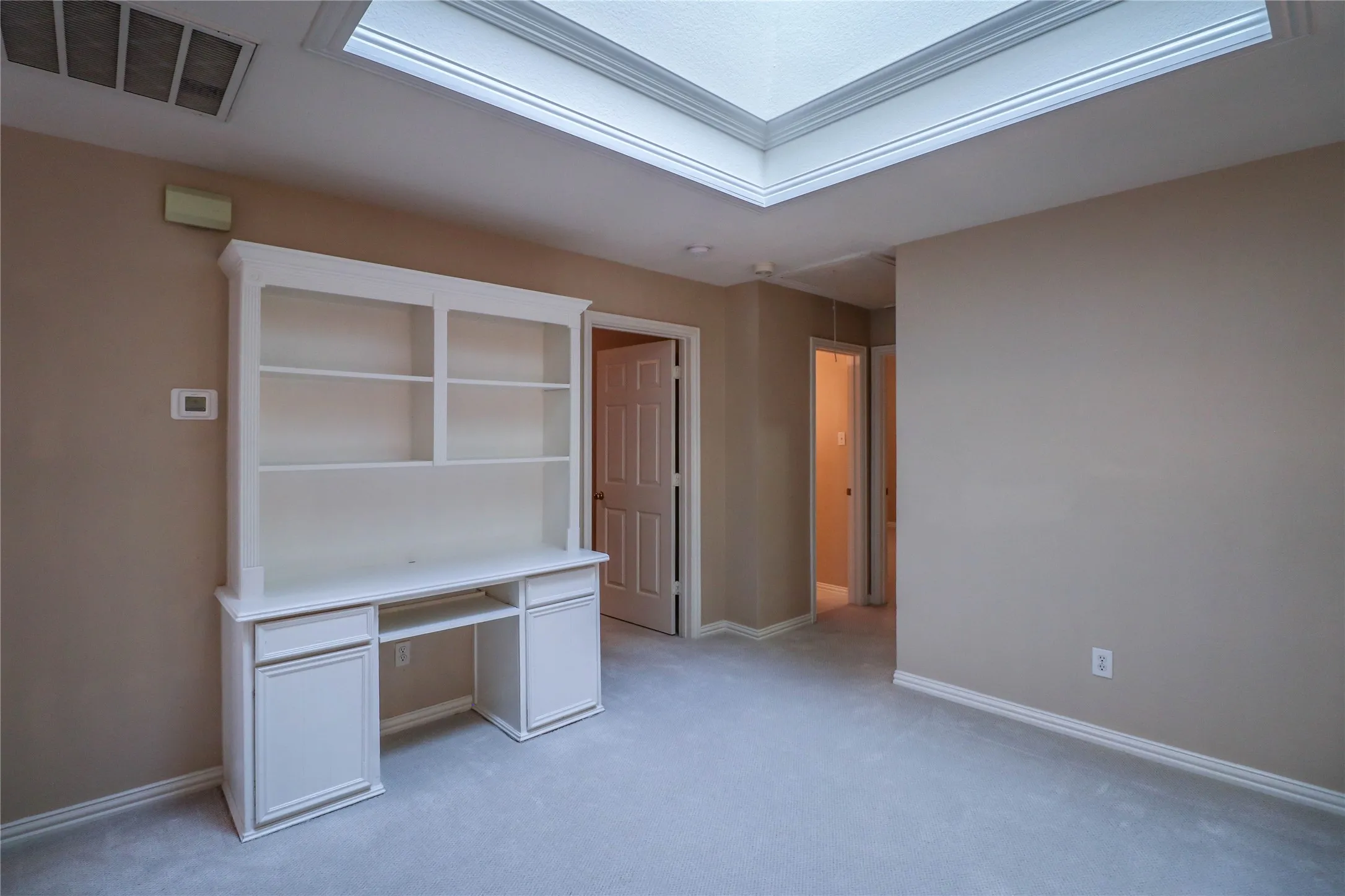 Single Family Residence For Rent in Dallas County , 9130 Bottlebrush Lane, Irving, Texas 75063, 4 Bedroom, 3 Bathroom, 2 Garage spaces, 3,600 Sqft, built in 2001, mls#21354503, Real Estate Agent in Irving, Homes For Rent in Dallas county, Homes For Rent in Irving, Realtor in Irving Texas, Real Estate Brokerage Independent Realty Texas, Luminita Cordes Realtor