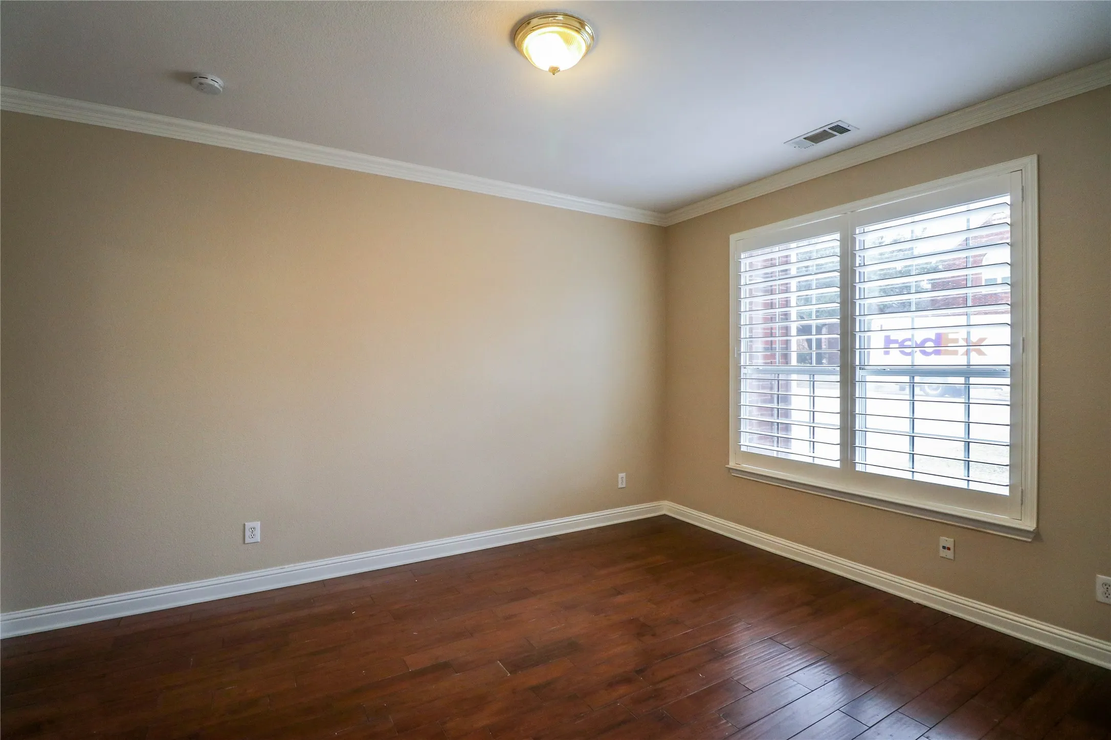 Single Family Residence For Rent in Dallas County , 9130 Bottlebrush Lane, Irving, Texas 75063, 4 Bedroom, 3 Bathroom, 2 Garage spaces, 3,600 Sqft, built in 2001, mls#21354503, Real Estate Agent in Irving, Homes For Rent in Dallas county, Homes For Rent in Irving, Realtor in Irving Texas, Real Estate Brokerage Independent Realty Texas, Luminita Cordes Realtor