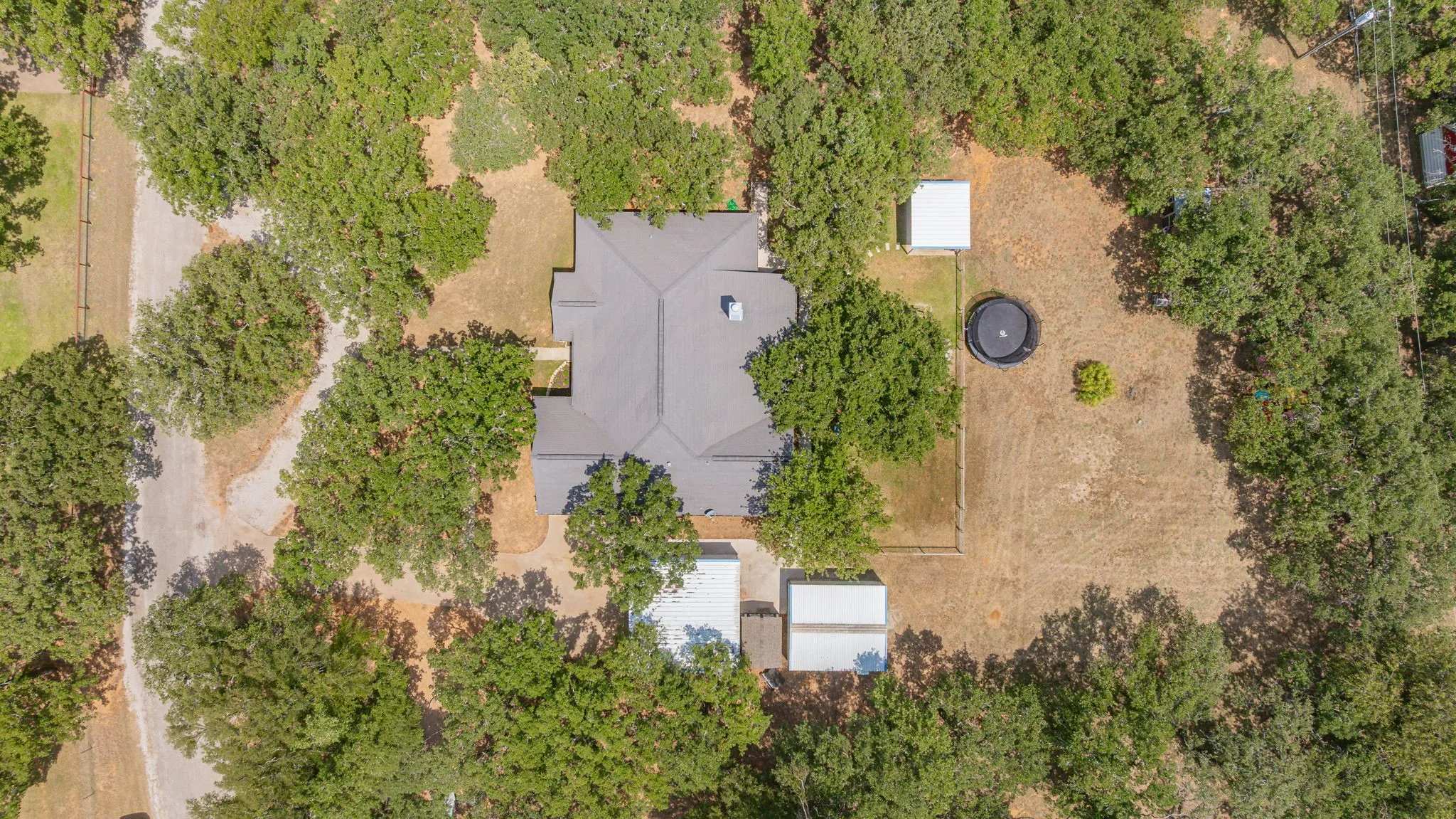 Single Family Residence For Sale in Young County , 330 Rambling Oaks Road, Graham, Texas 76450, 4 Bedroom, 3 Bathroom, 2 Garage spaces, 2,210 Sqft, built in 2008, mls#21354353, Real Estate Agent in Graham, Homes For Sale in Young county, Homes For Sale in Graham, Realtor in Graham Texas, Real Estate Brokerage Independent Realty Texas, Luminita Cordes Realtor