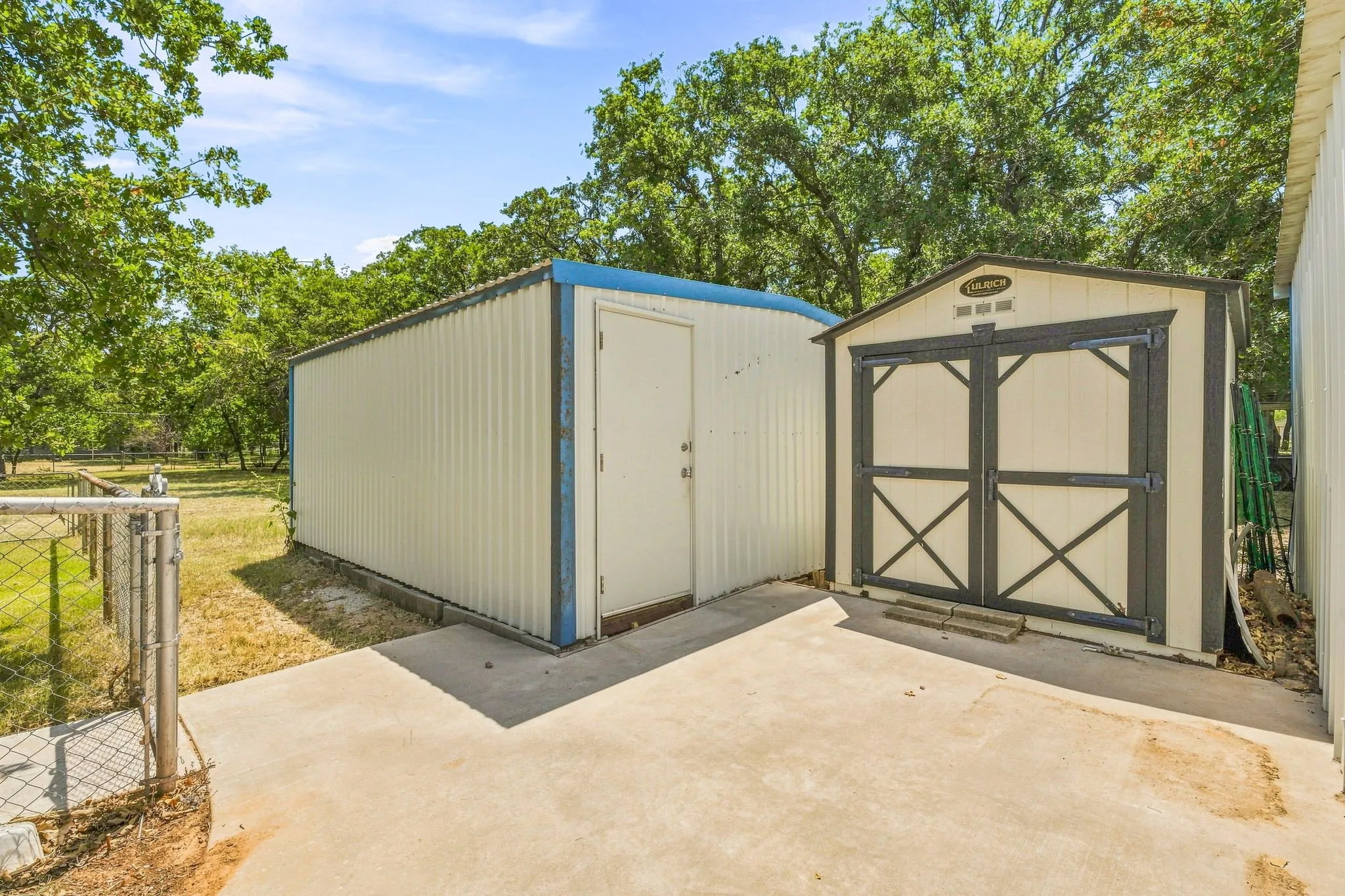 Single Family Residence For Sale in Young County , 330 Rambling Oaks Road, Graham, Texas 76450, 4 Bedroom, 3 Bathroom, 2 Garage spaces, 2,210 Sqft, built in 2008, mls#21354353, Real Estate Agent in Graham, Homes For Sale in Young county, Homes For Sale in Graham, Realtor in Graham Texas, Real Estate Brokerage Independent Realty Texas, Luminita Cordes Realtor