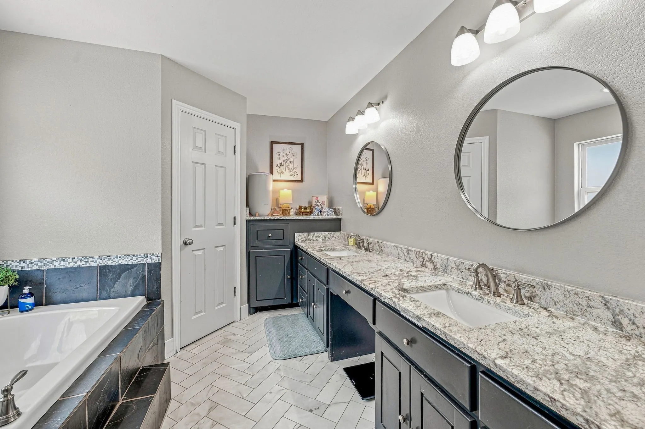 Single Family Residence For Sale in Young County , 330 Rambling Oaks Road, Graham, Texas 76450, 4 Bedroom, 3 Bathroom, 2 Garage spaces, 2,210 Sqft, built in 2008, mls#21354353, Real Estate Agent in Graham, Homes For Sale in Young county, Homes For Sale in Graham, Realtor in Graham Texas, Real Estate Brokerage Independent Realty Texas, Luminita Cordes Realtor