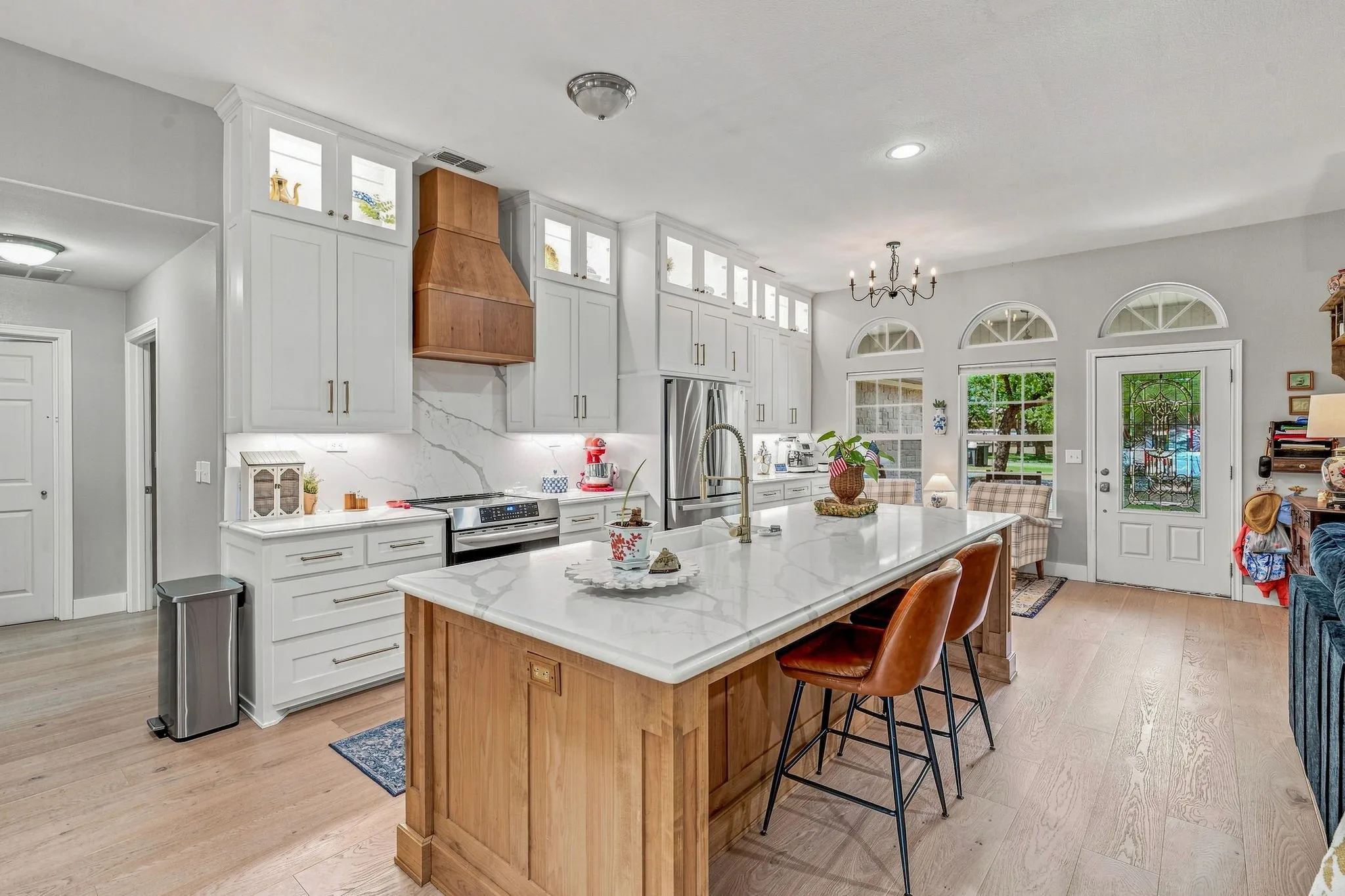 Single Family Residence For Sale in Young County , 330 Rambling Oaks Road, Graham, Texas 76450, 4 Bedroom, 3 Bathroom, 2 Garage spaces, 2,210 Sqft, built in 2008, mls#21354353, Real Estate Agent in Graham, Homes For Sale in Young county, Homes For Sale in Graham, Realtor in Graham Texas, Real Estate Brokerage Independent Realty Texas, Luminita Cordes Realtor