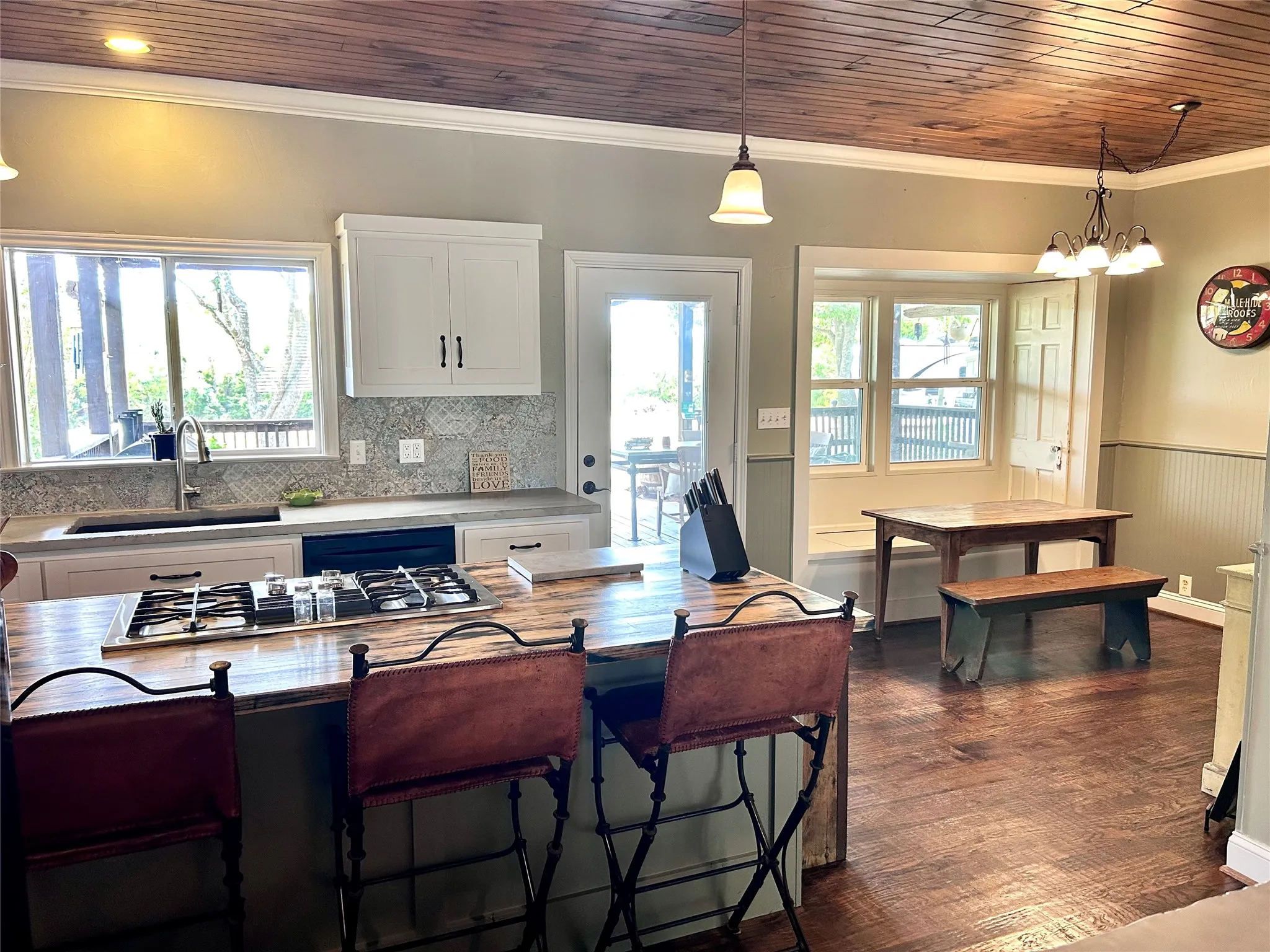 Single Family Residence For Sale in Collin County , 8127 County Road 172, Celina, Texas 75009, 3 Bedroom, 3 Bathroom, Garage spaces, 2,552 Sqft, built in 1985, mls#21275111, Real Estate Agent in Celina, Homes For Sale in Collin county, Homes For Sale in Celina, Realtor in Celina Texas, Real Estate Brokerage Independent Realty Texas, Luminita Cordes Realtor
