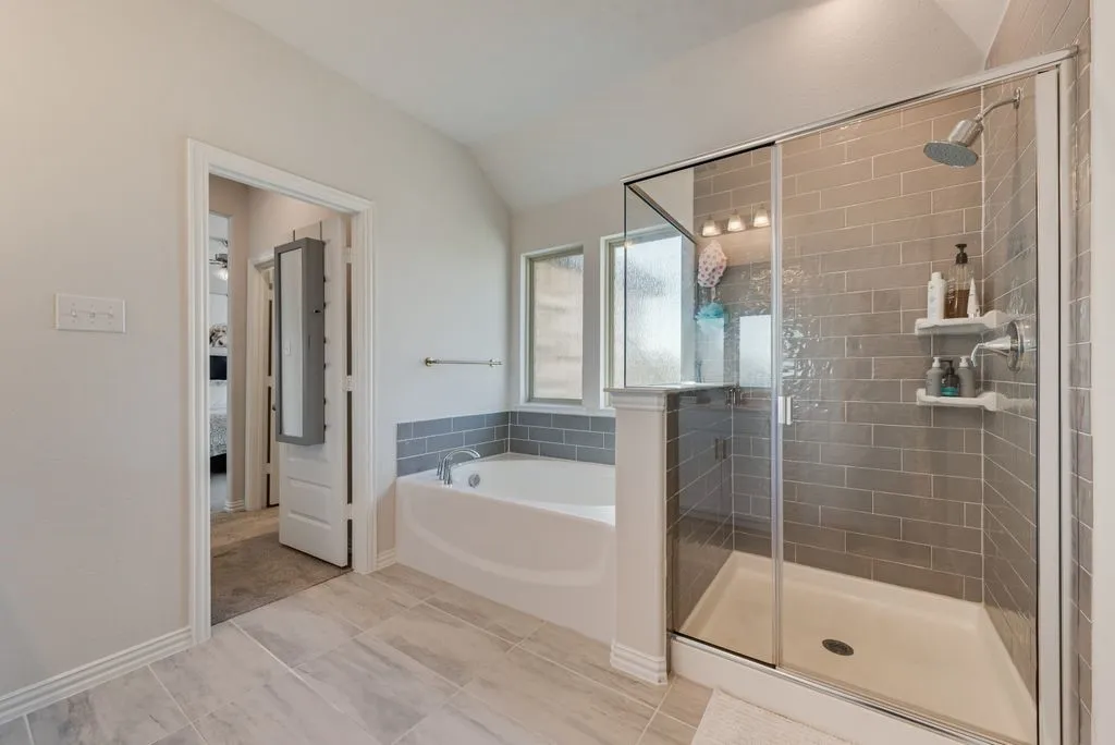Single Family Residence For Rent in Denton County , 1220 Canuela Way, Justin, Texas 76247, 4 Bedroom, 3 Bathroom, 2 Garage spaces, 2,319 Sqft, built in 2023, mls#21353332, Real Estate Agent in Justin, Homes For Rent in Denton county, Homes For Rent in Justin, Realtor in Justin Texas, Real Estate Brokerage Independent Realty Texas, Luminita Cordes Realtor