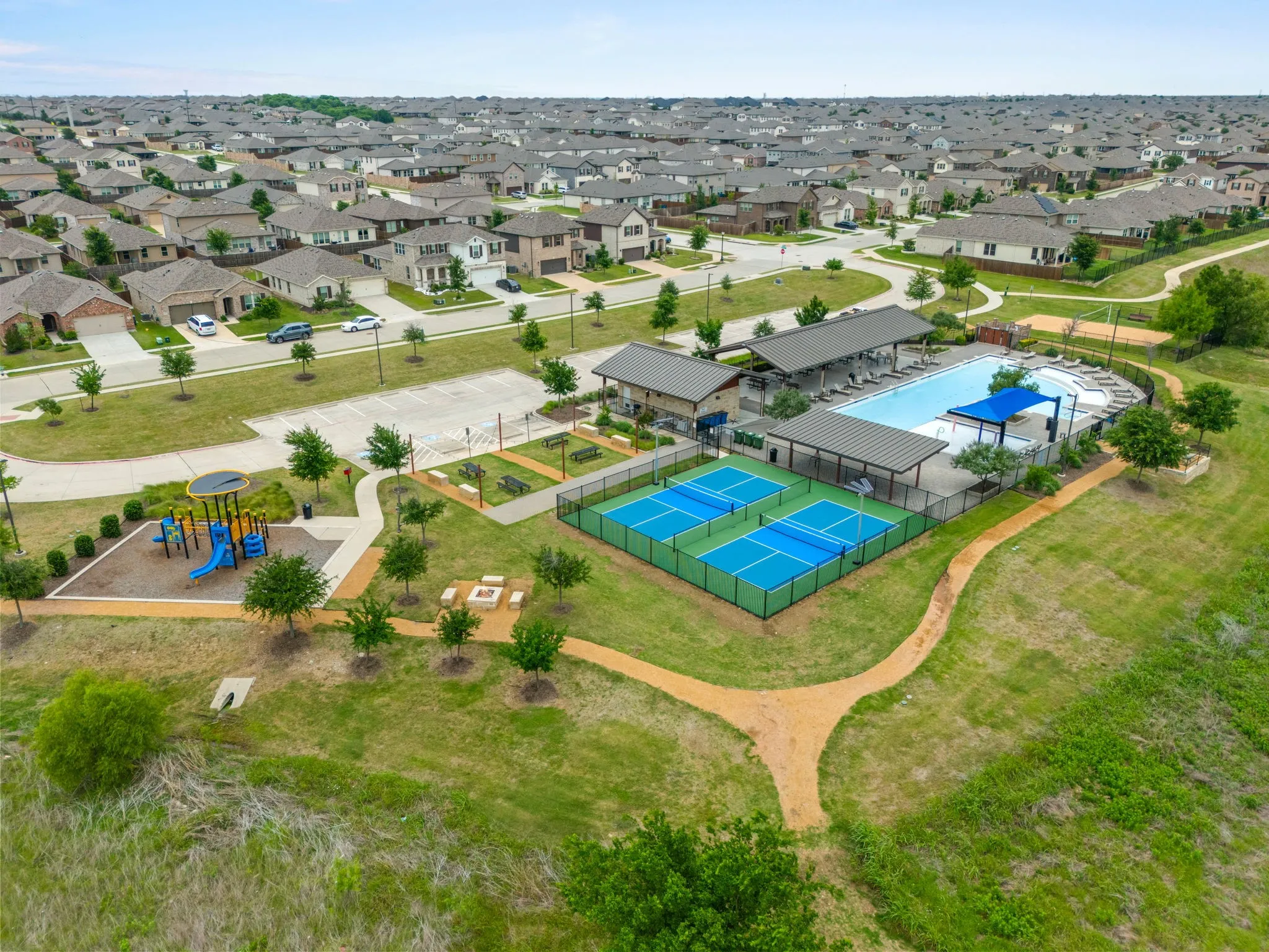 Single Family Residence For Sale in Denton County , 1145 Vernon Drive, Aubrey, Texas 76227, 4 Bedroom, 3 Bathroom, 2 Garage spaces, 2,481 Sqft, built in 2022, mls#21354489, Real Estate Agent in Aubrey, Homes For Sale in Denton county, Homes For Sale in Aubrey, Realtor in Aubrey Texas, Real Estate Brokerage Independent Realty Texas, Luminita Cordes Realtor