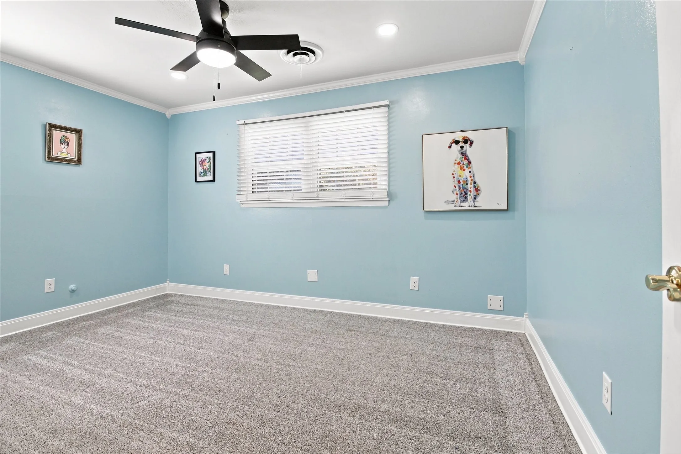 Single Family Residence For Sale in Tarrant County , 3552 Wosley Drive, Fort Worth, Texas 76133, 3 Bedroom, 2 Bathroom, 2 Garage spaces, 2,176 Sqft, built in 1959, mls#21354504, Real Estate Agent in Fort Worth, Homes For Sale in Tarrant county, Homes For Sale in Fort Worth, Realtor in Fort Worth Texas, Real Estate Brokerage Independent Realty Texas, Luminita Cordes Realtor