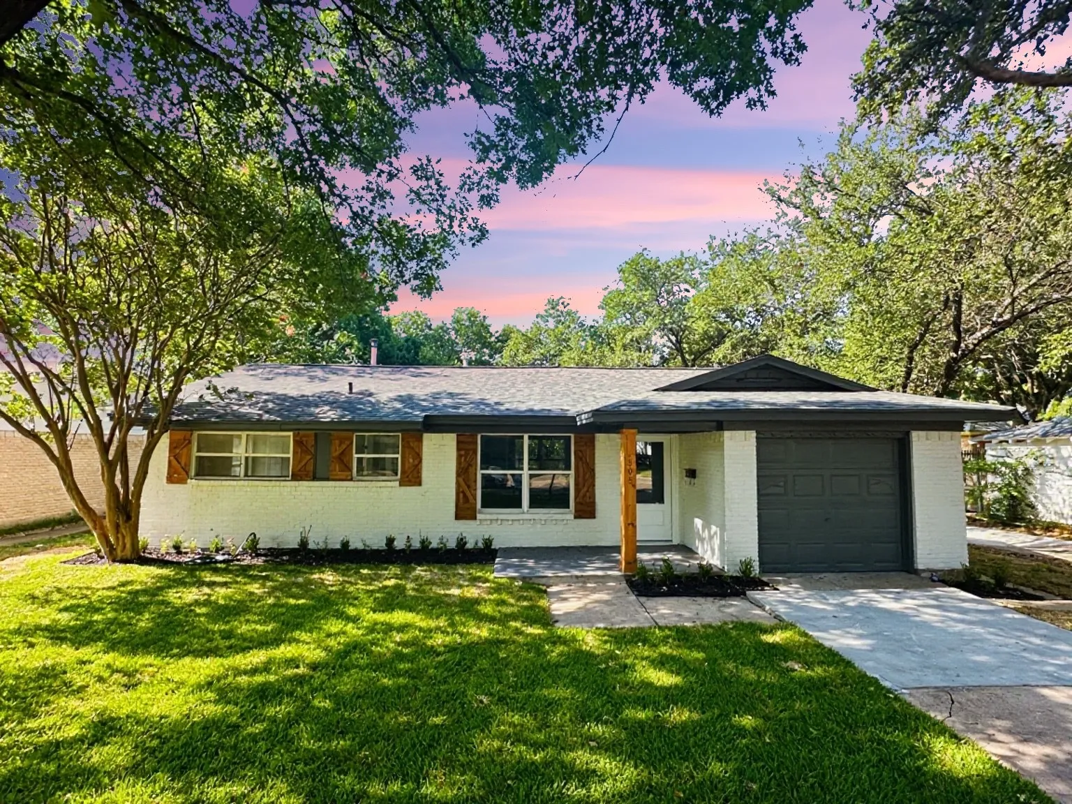 Single Family Residence For Sale in Dallas County , 508 Fairview Drive, Richardson, Texas 75081, 3 Bedroom, 2 Bathroom, 1 Garage spaces, 1,136 Sqft, built in 1960, mls#21344046, Real Estate Agent in Richardson, Homes For Sale in Dallas county, Homes For Sale in Richardson, Realtor in Richardson Texas, Real Estate Brokerage Independent Realty Texas, Luminita Cordes Realtor